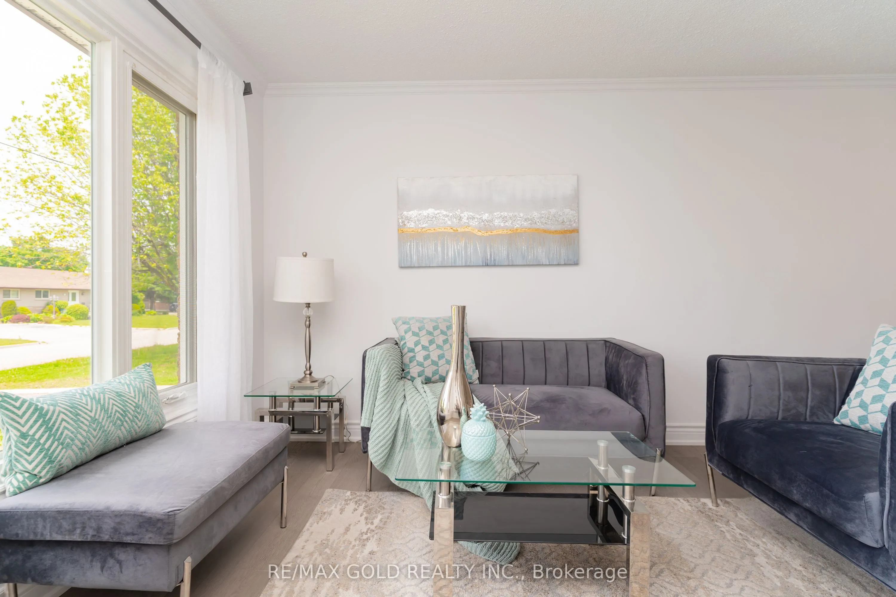 22 Carlyle Crescent