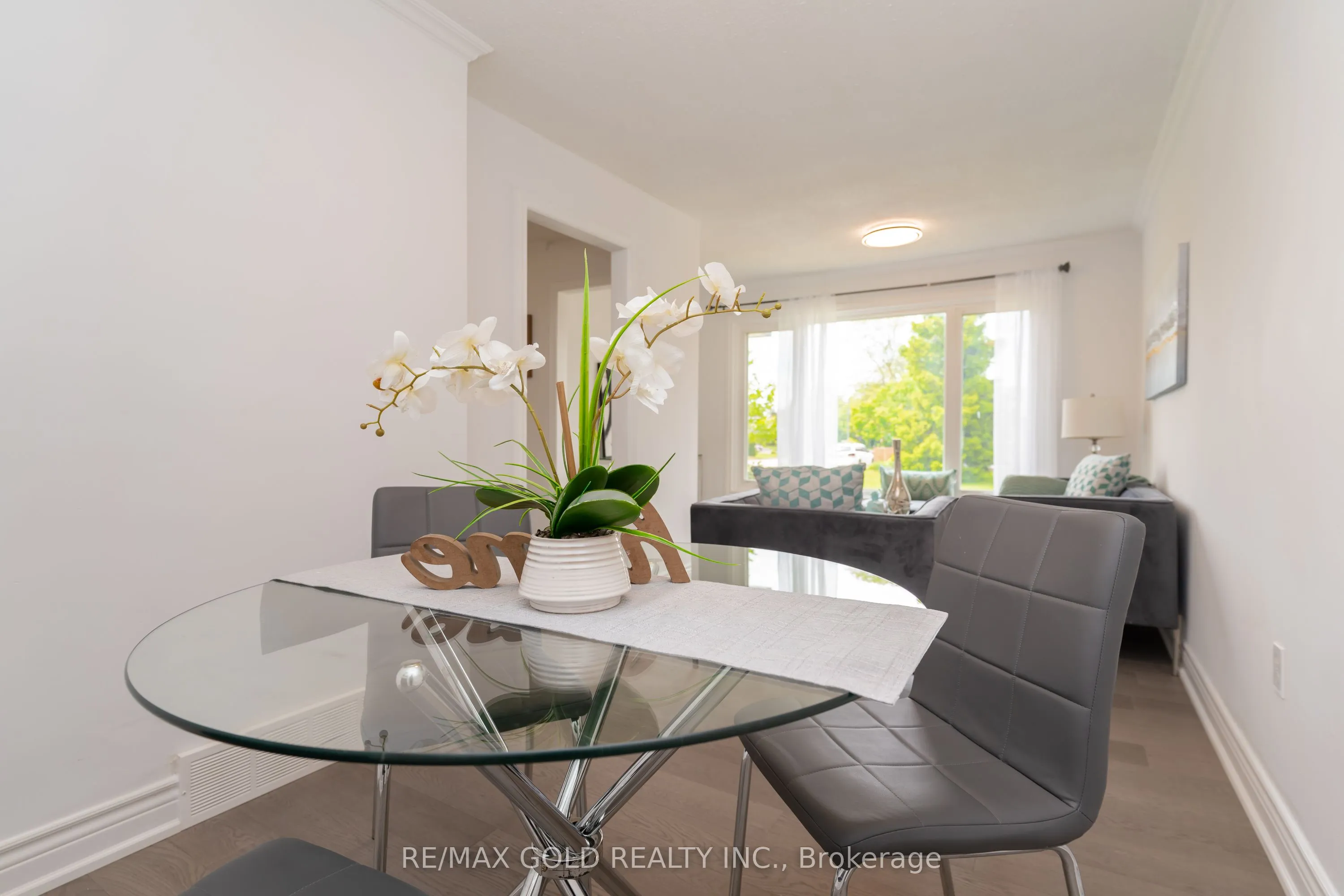 22 Carlyle Crescent