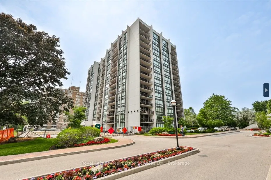 2185 Marine Drive, #304