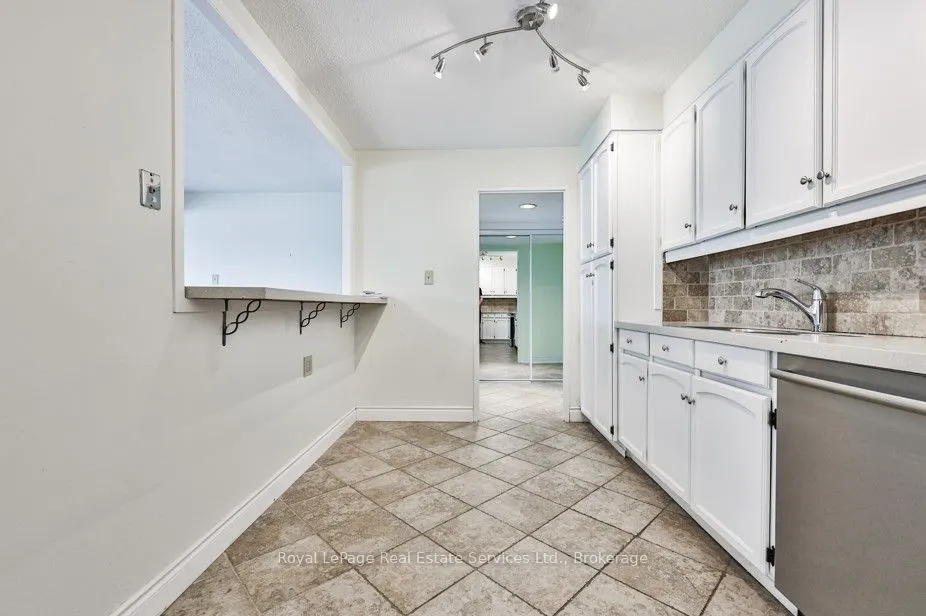 2185 Marine Drive, #304