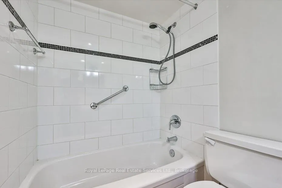 2185 Marine Drive, #304