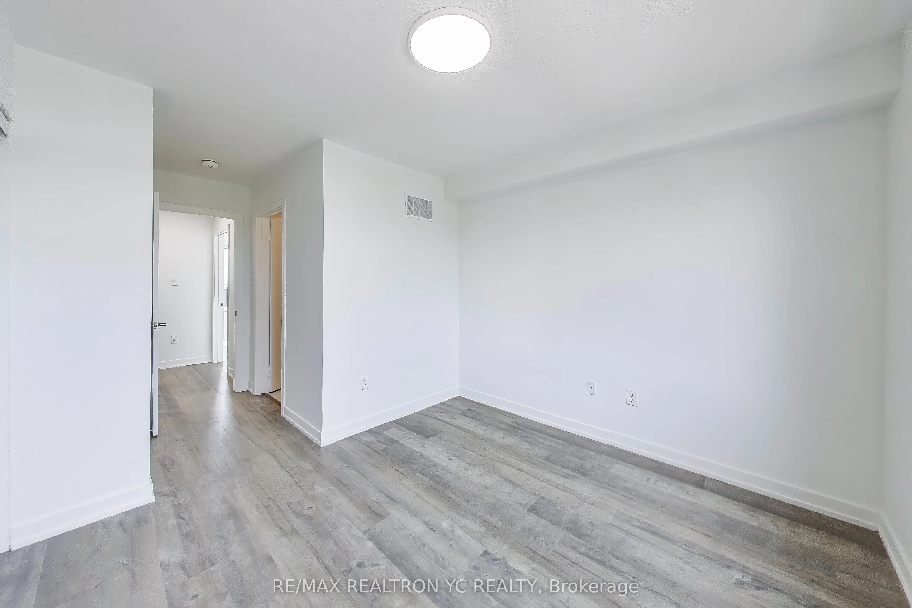 175 Downsview Park Boulevard