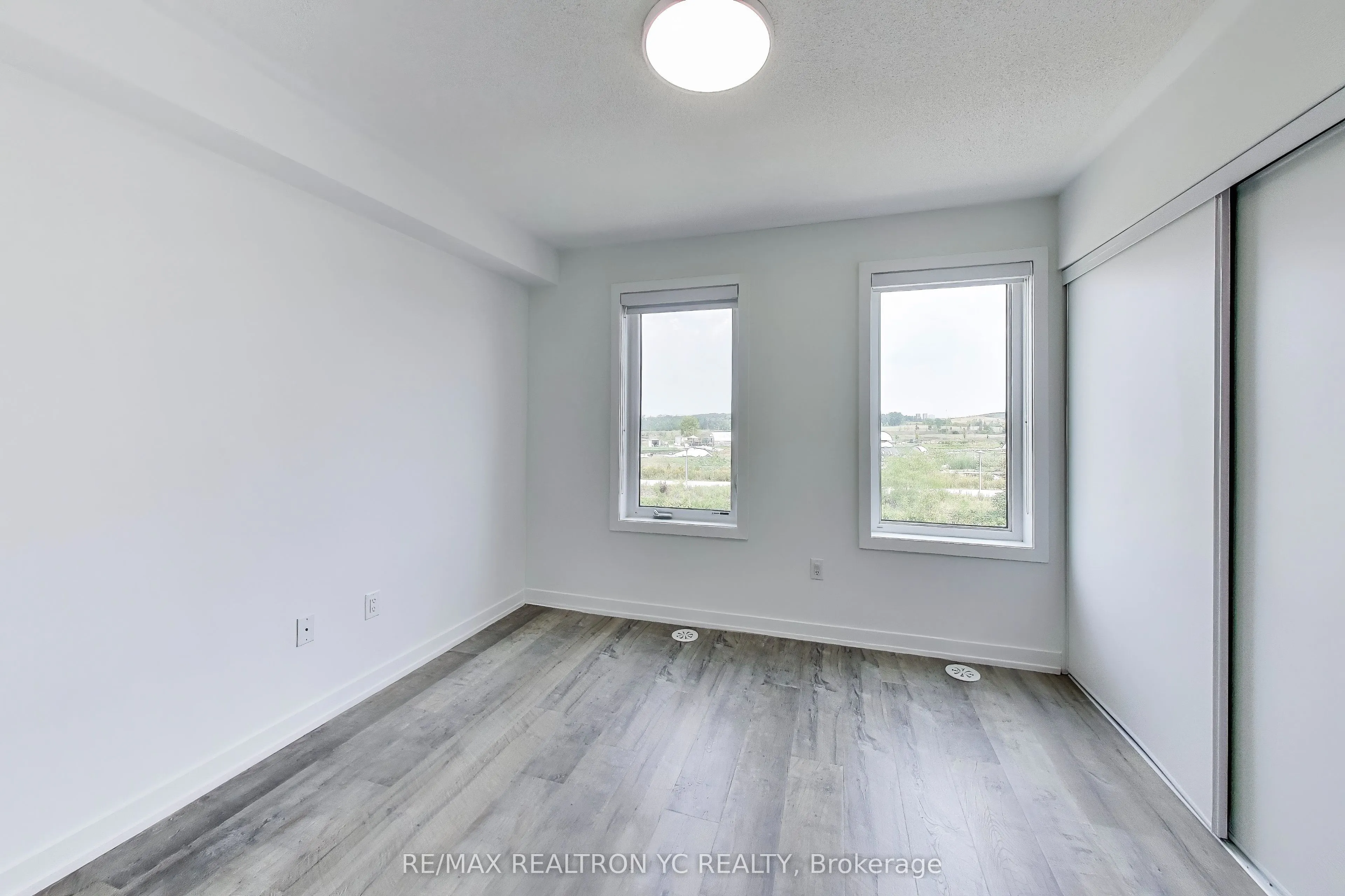 175 Downsview Park Boulevard