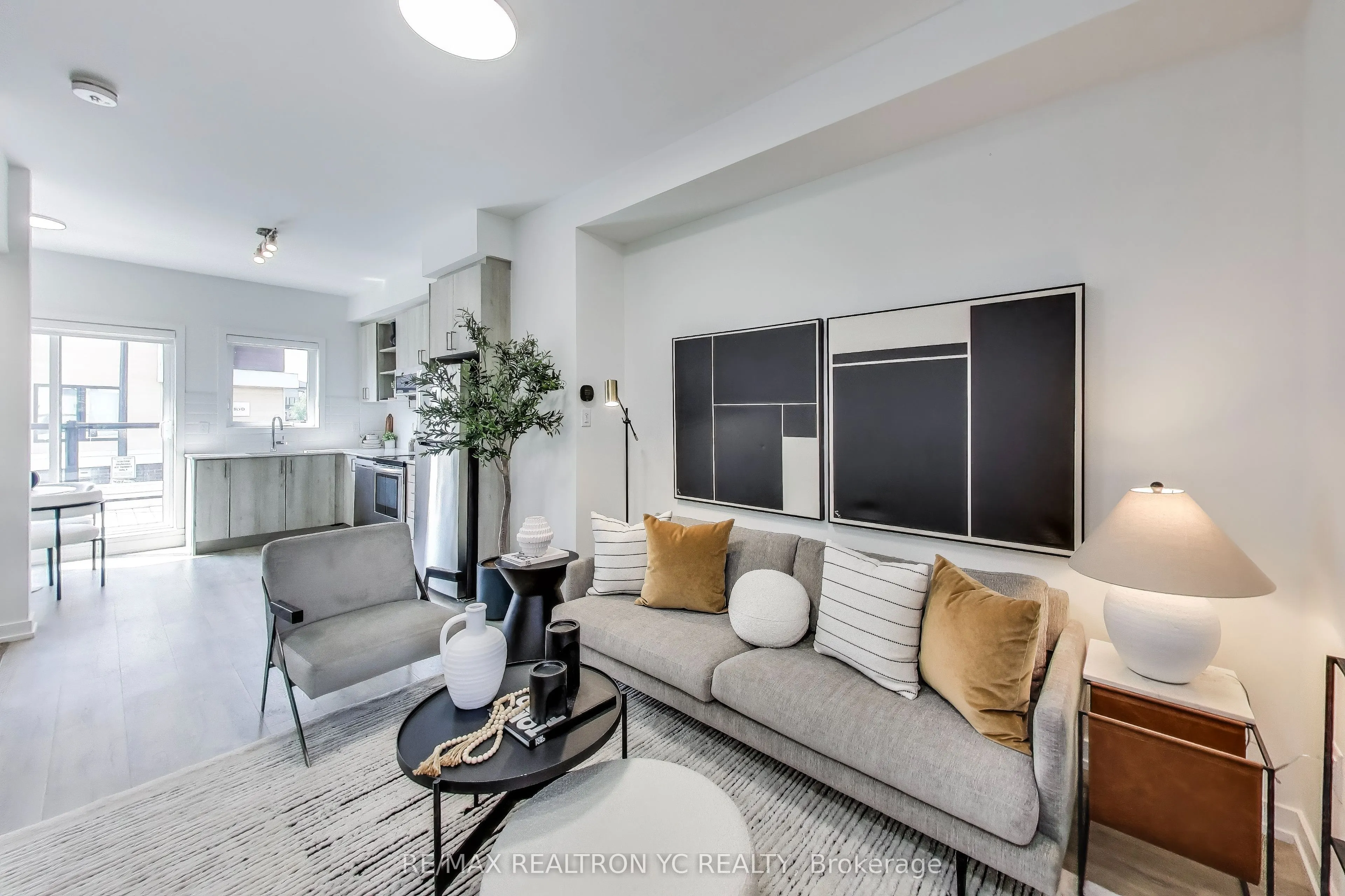 175 Downsview Park Boulevard