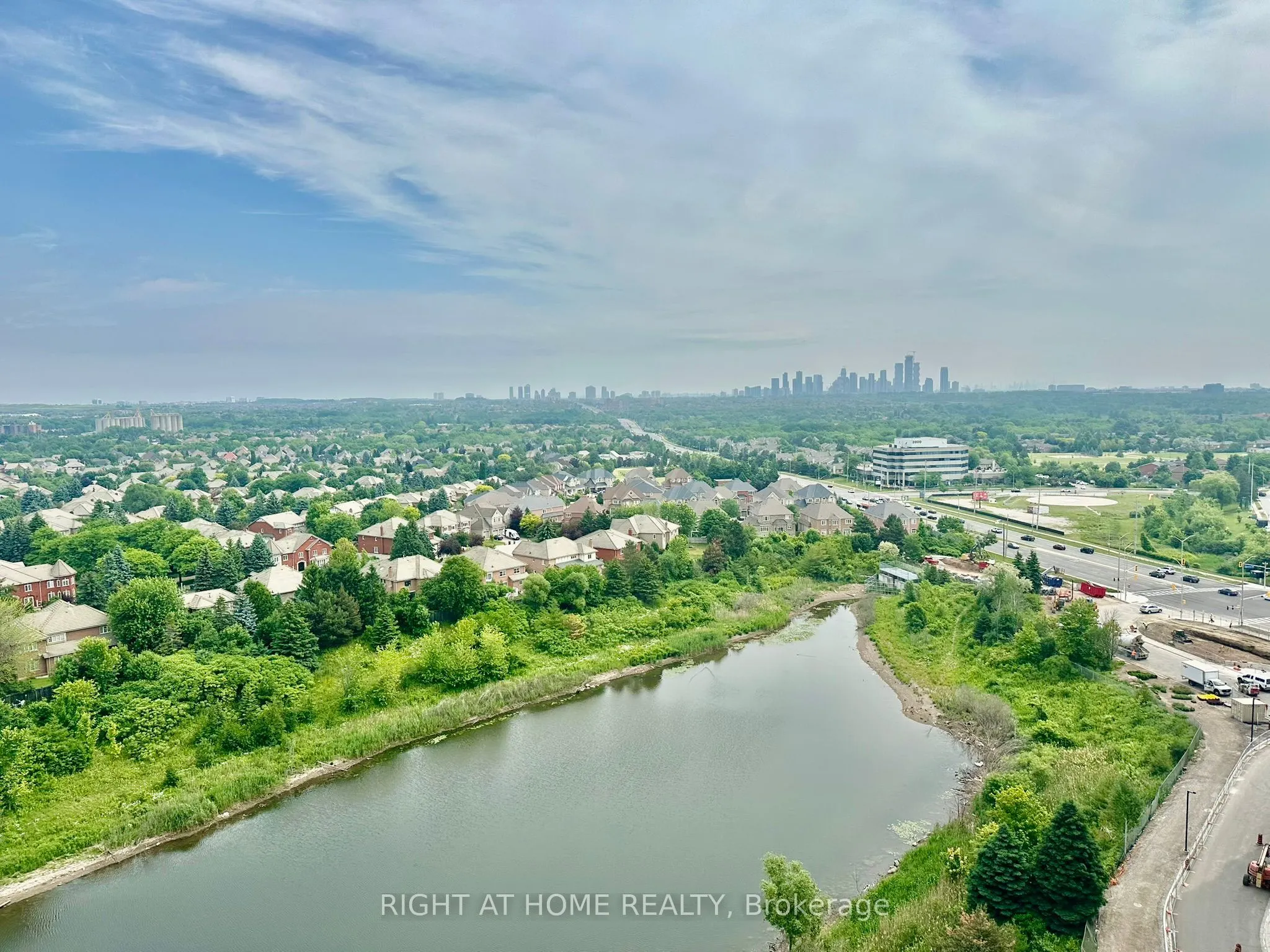 2495 Eglinton Avenue W, #09