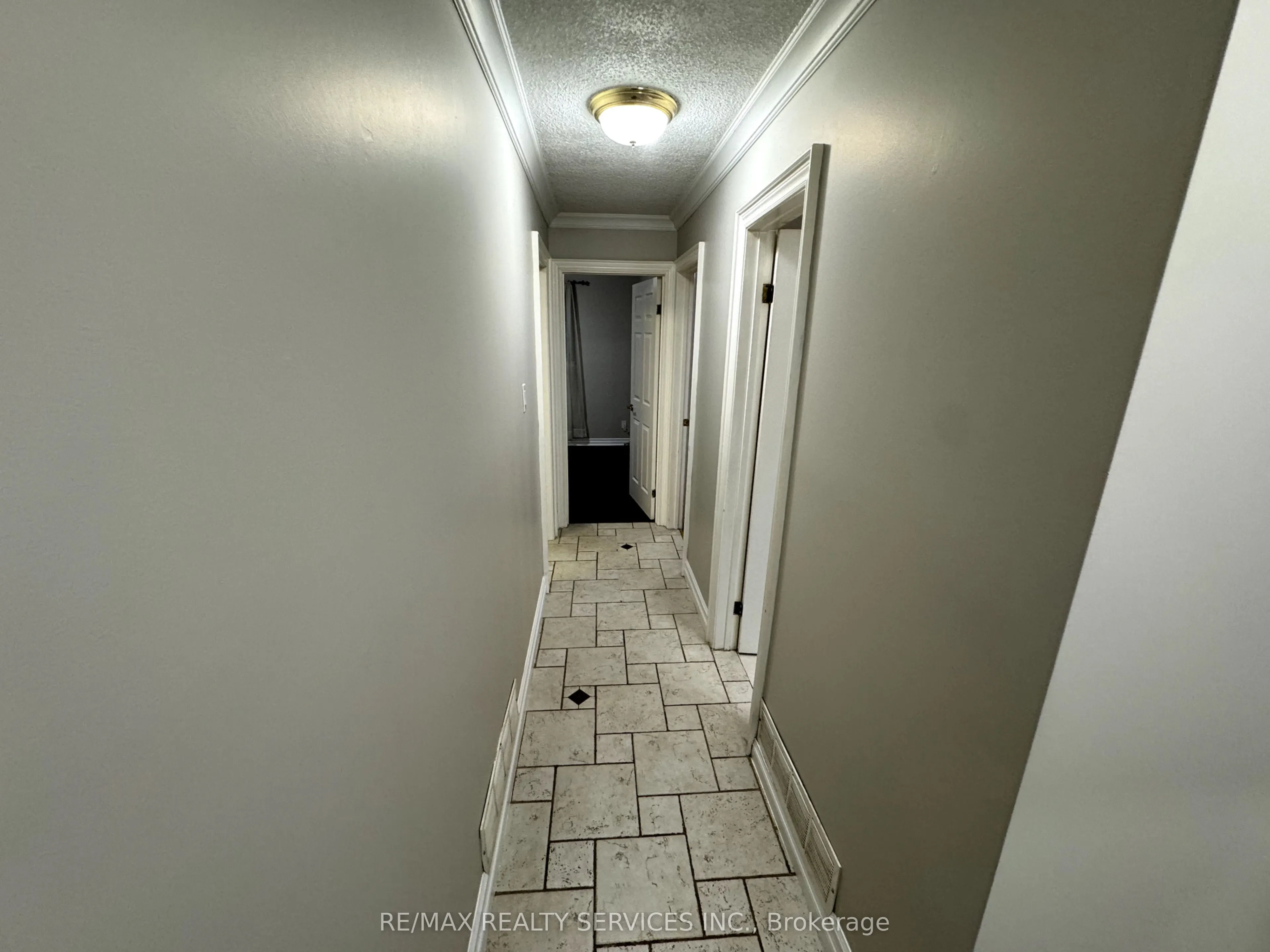 4 Flavian Crescent