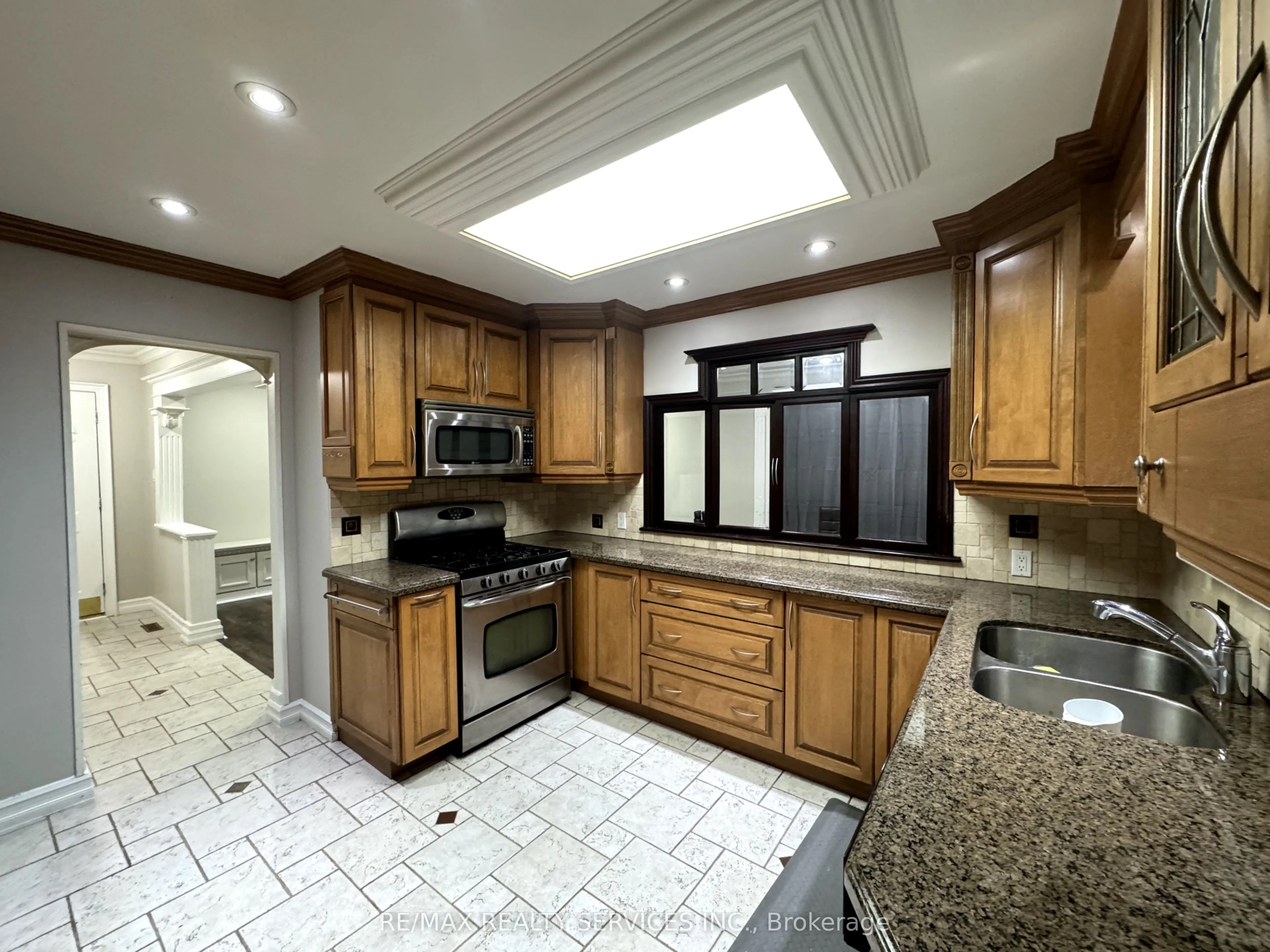 4 Flavian Crescent