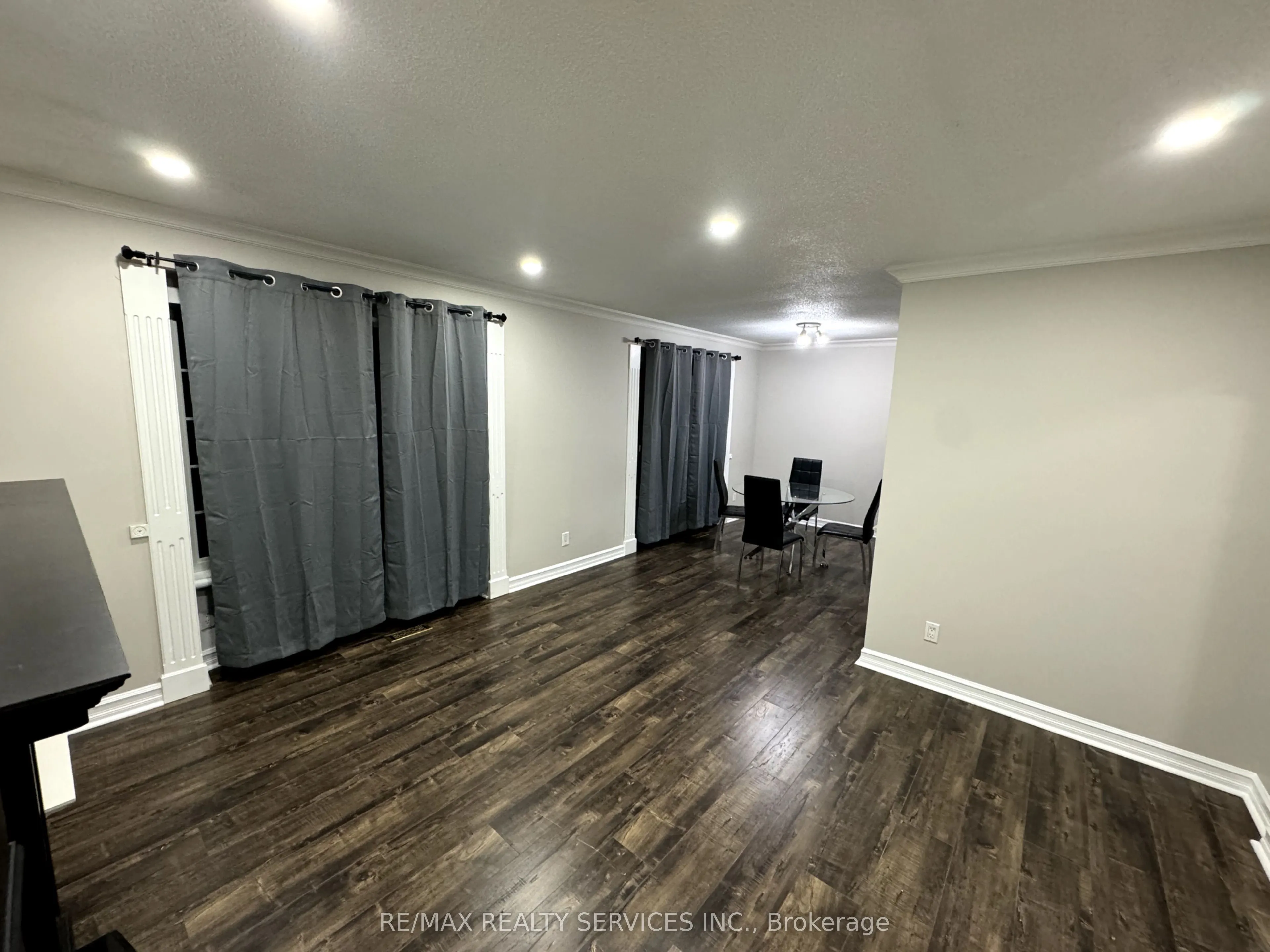 4 Flavian Crescent