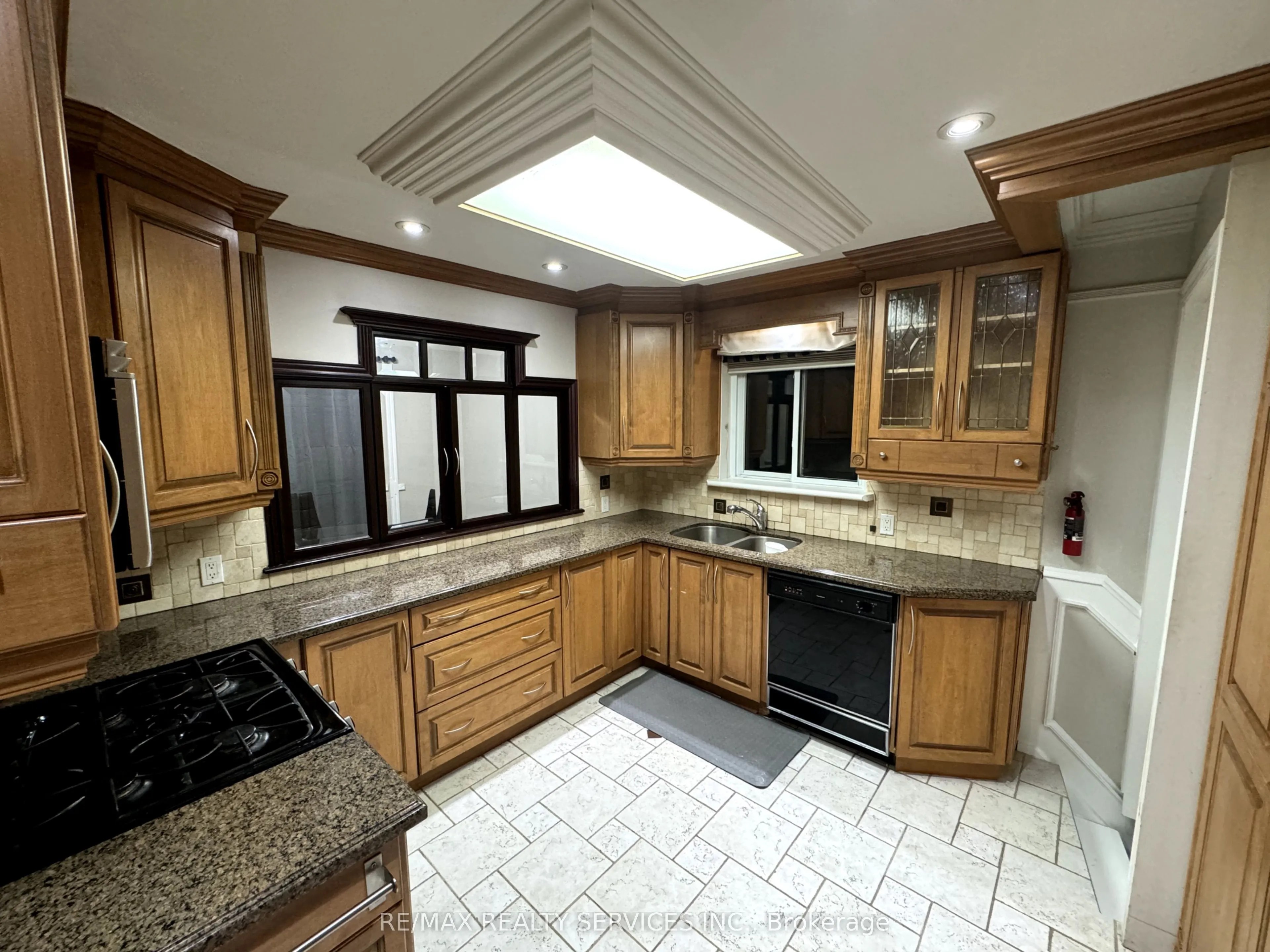 4 Flavian Crescent