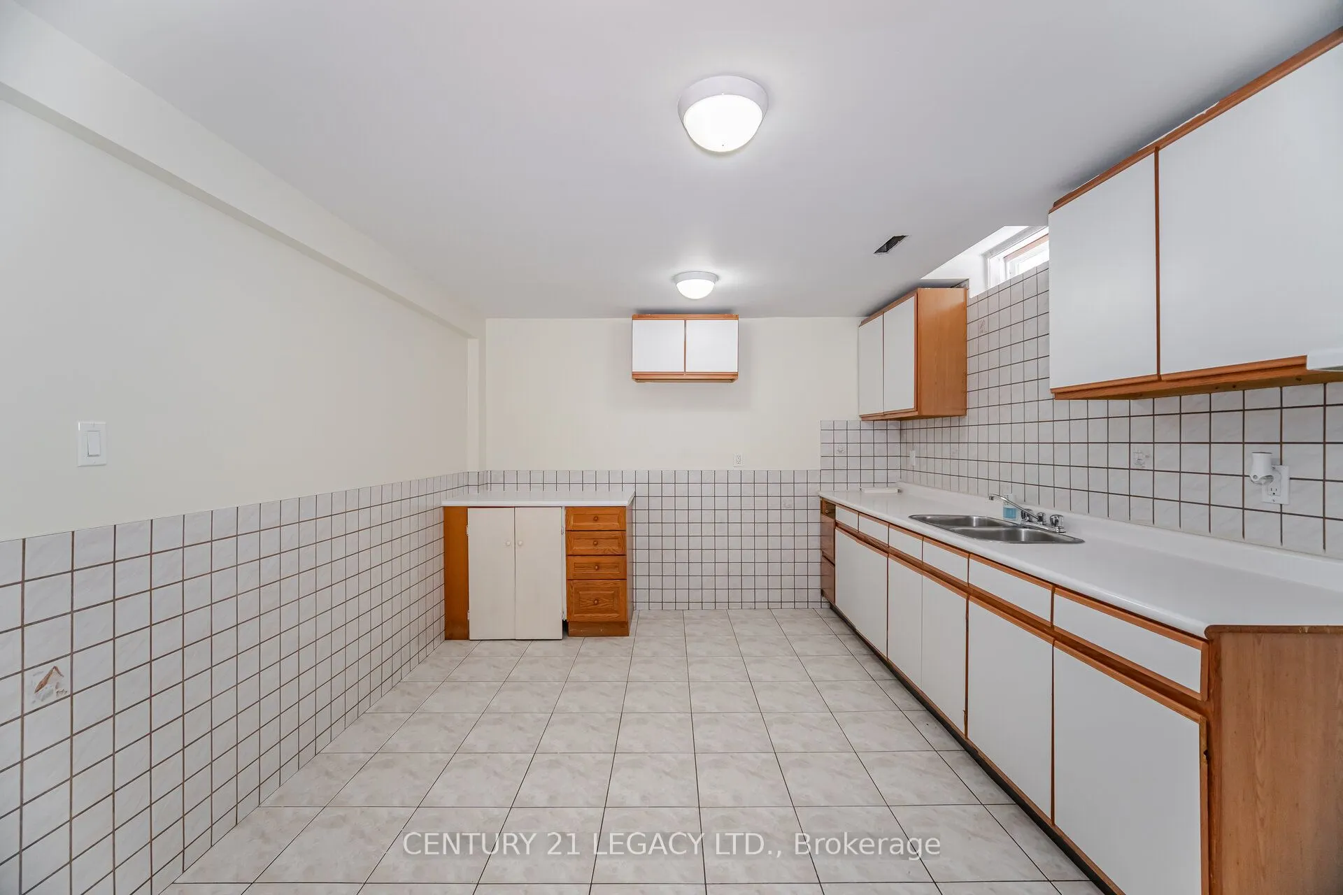 3182 Bracknell Crescent