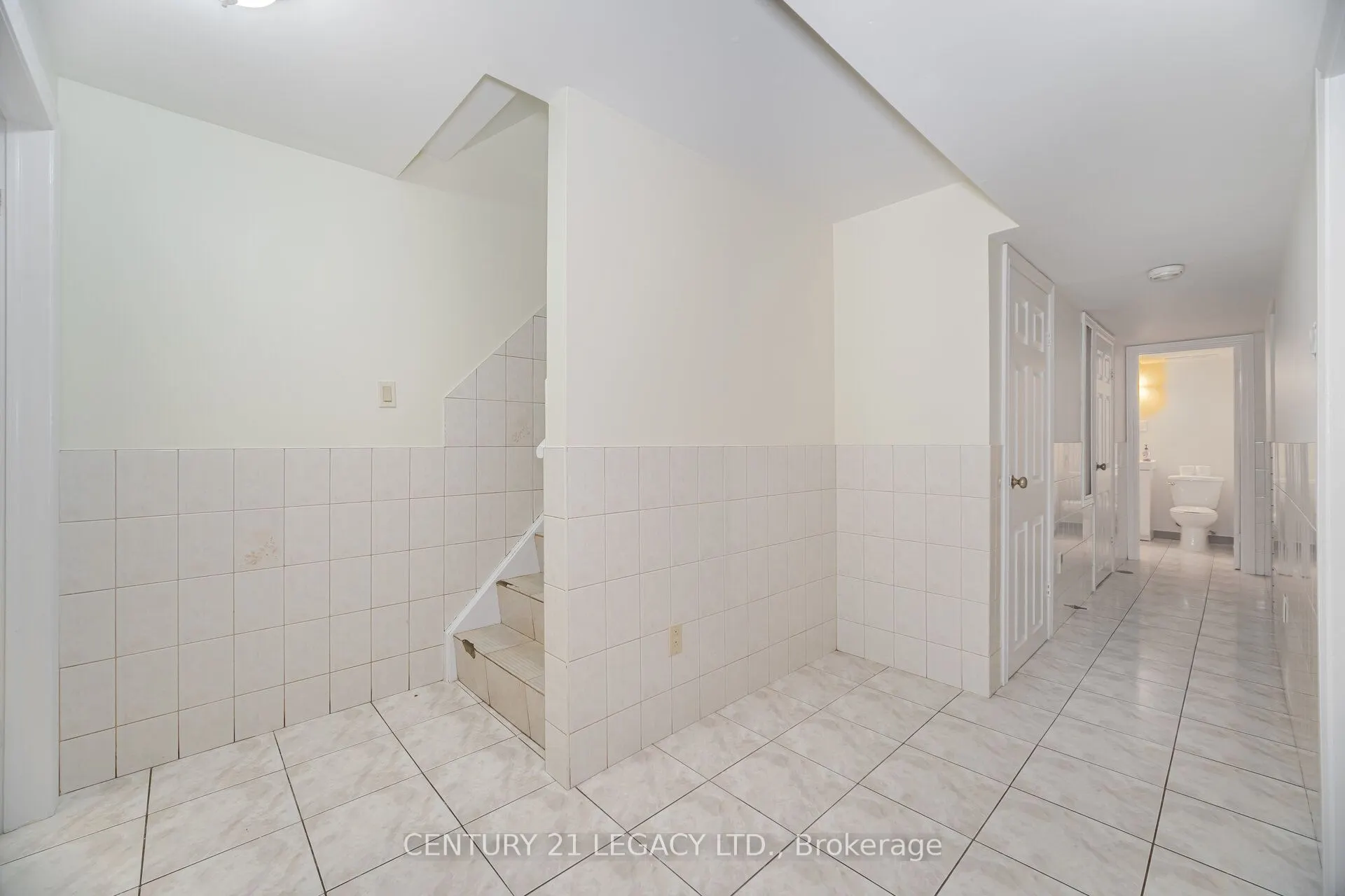 3182 Bracknell Crescent