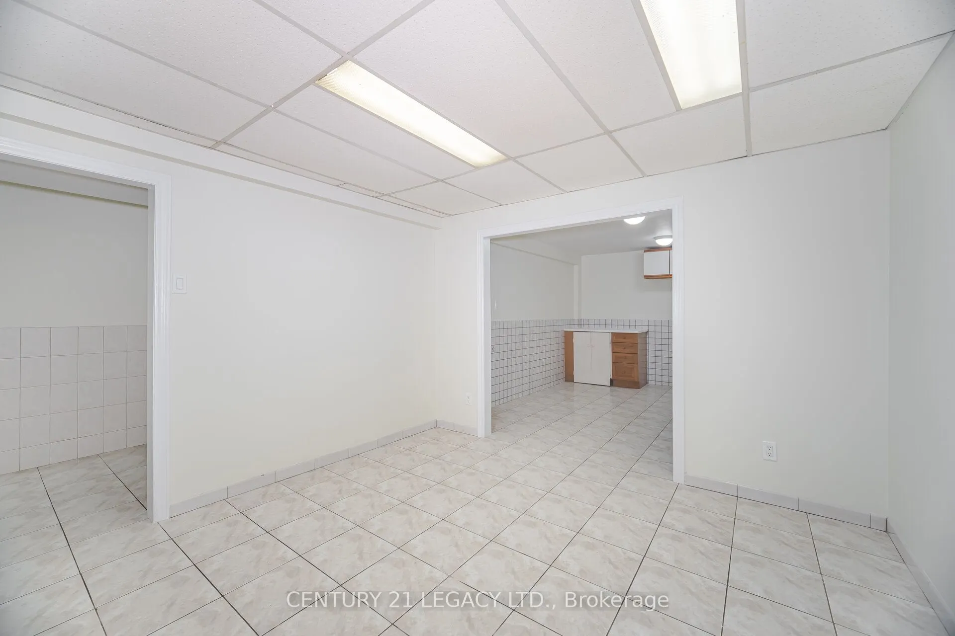 3182 Bracknell Crescent