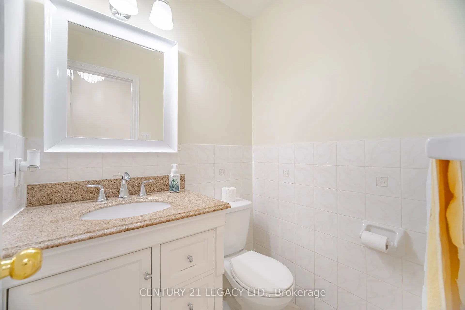 3182 Bracknell Crescent