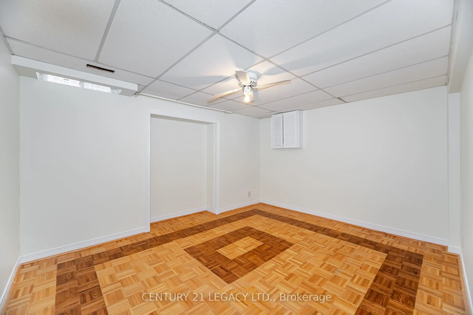 3182 Bracknell Crescent