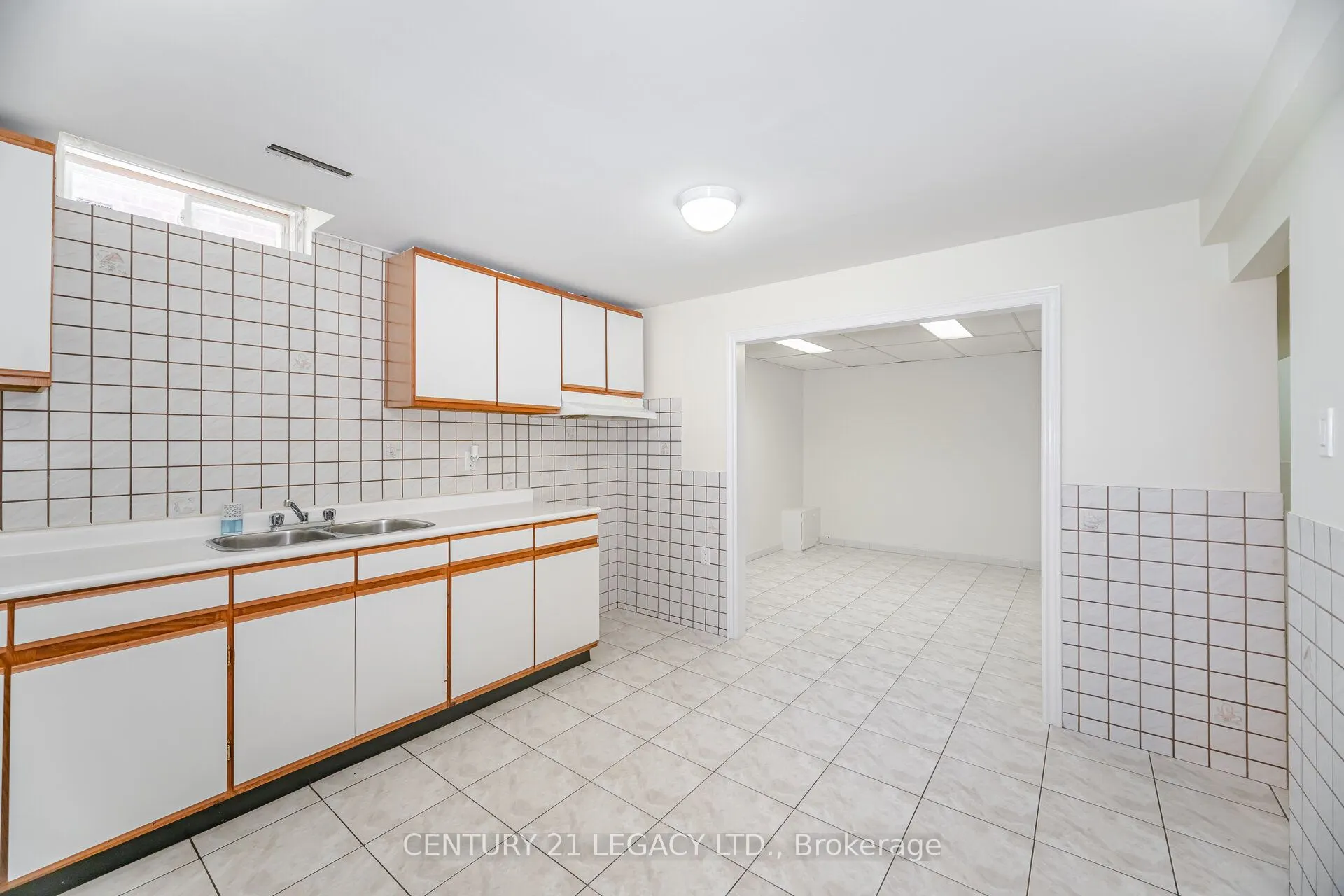 3182 Bracknell Crescent