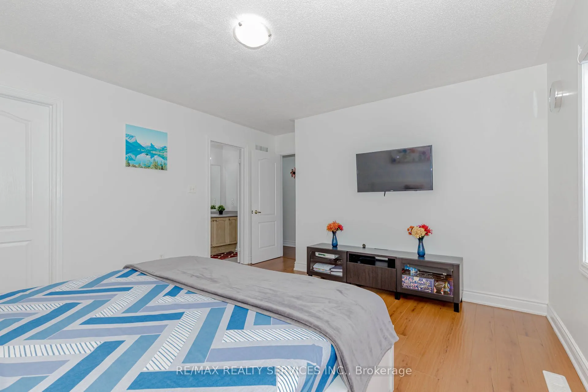 10 Cedarsprings Way
