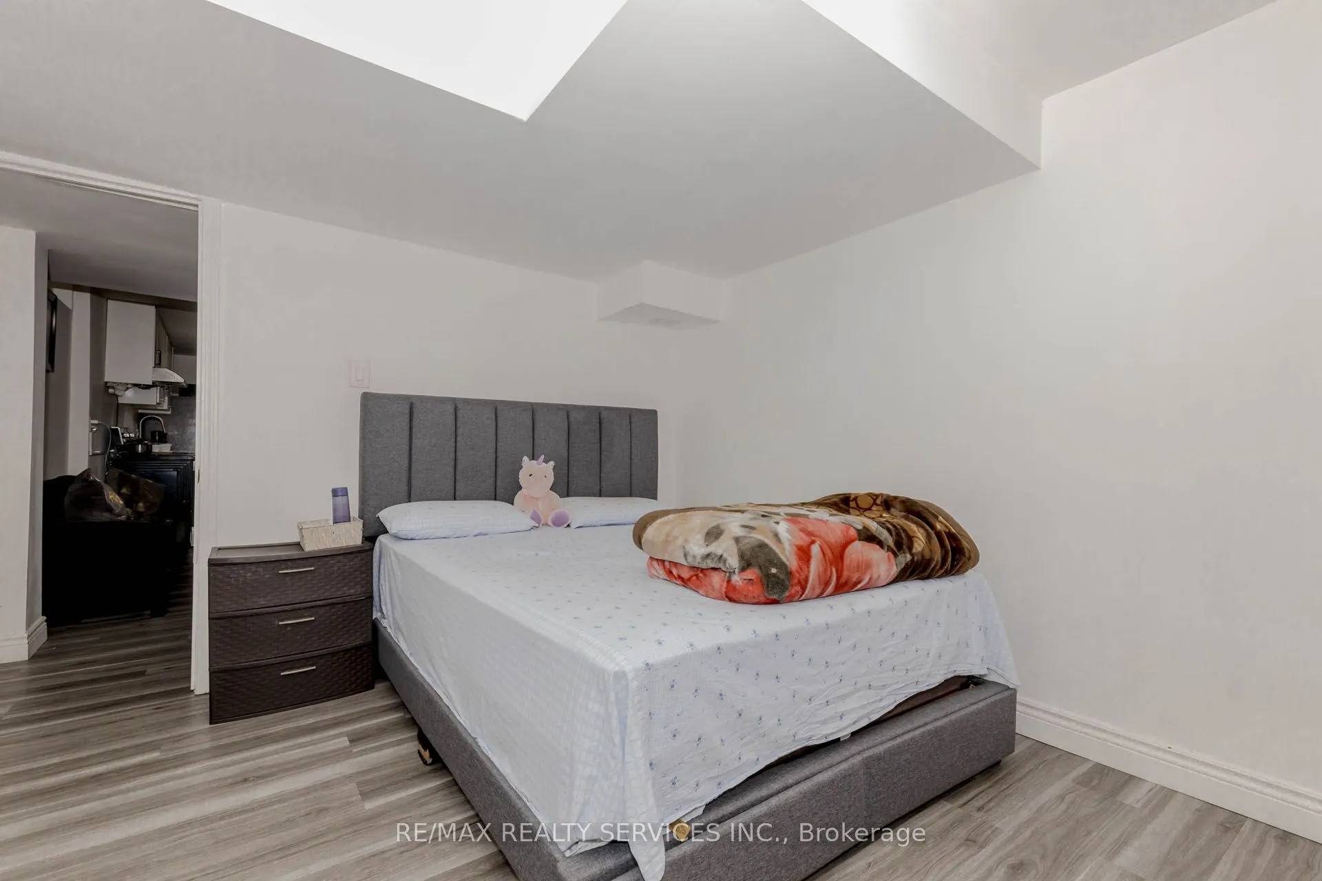10 Cedarsprings Way