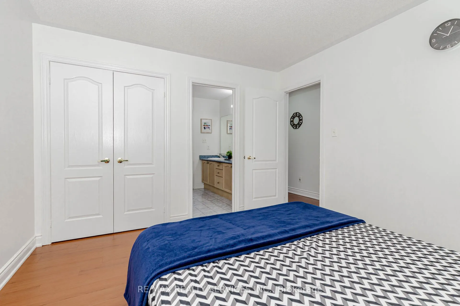 10 Cedarsprings Way