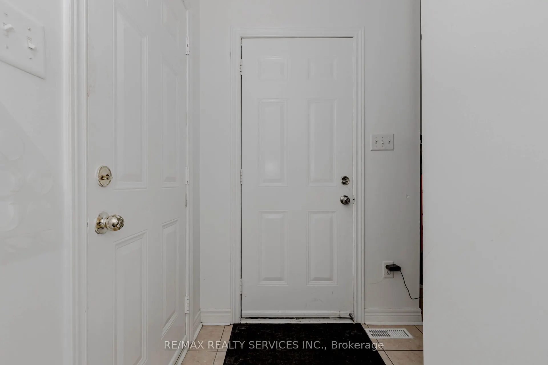 10 Cedarsprings Way