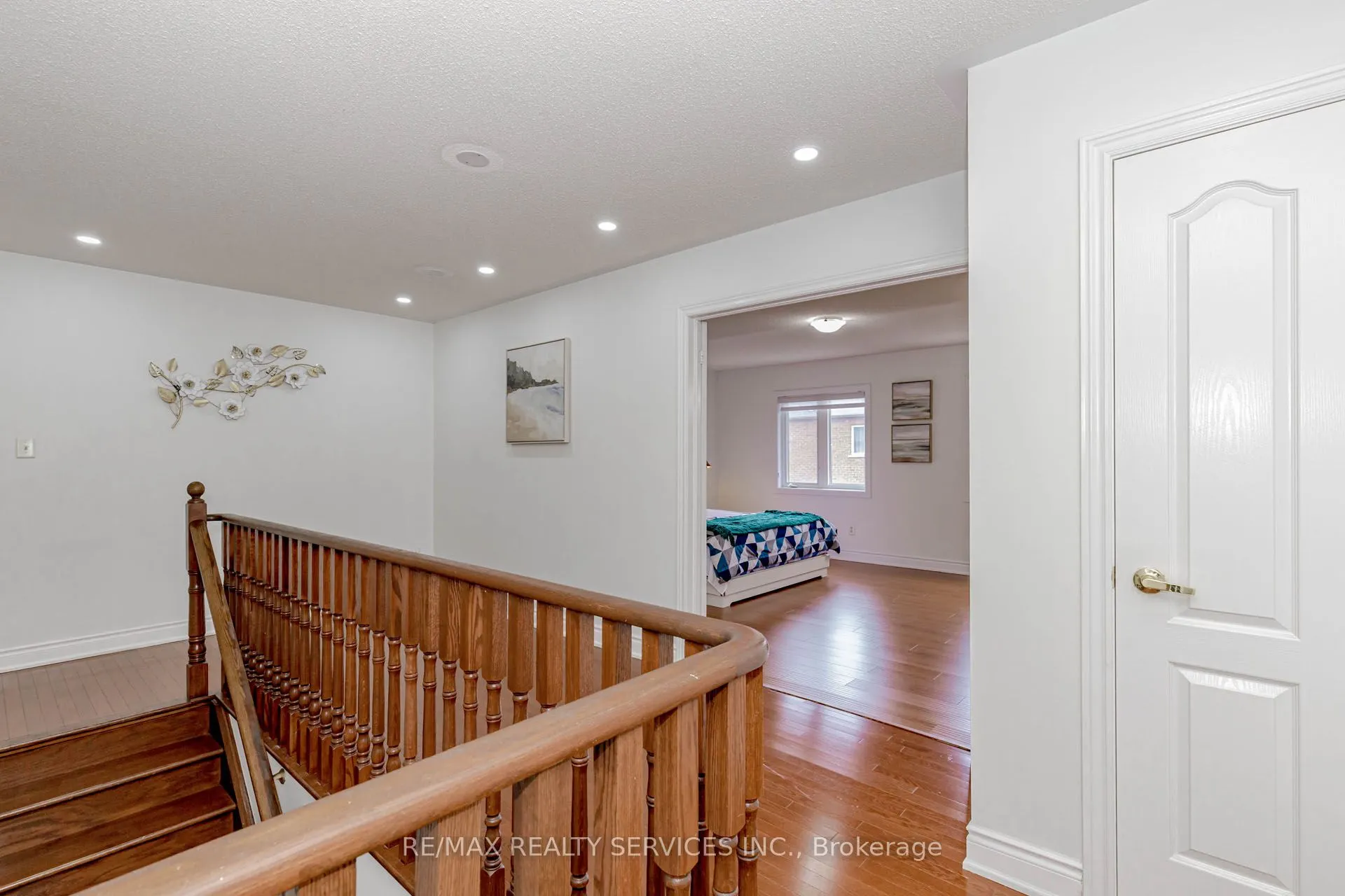 10 Cedarsprings Way