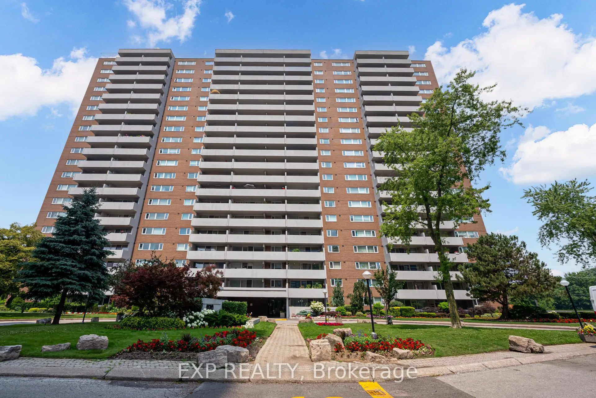 270 Scarlett Road, #1812