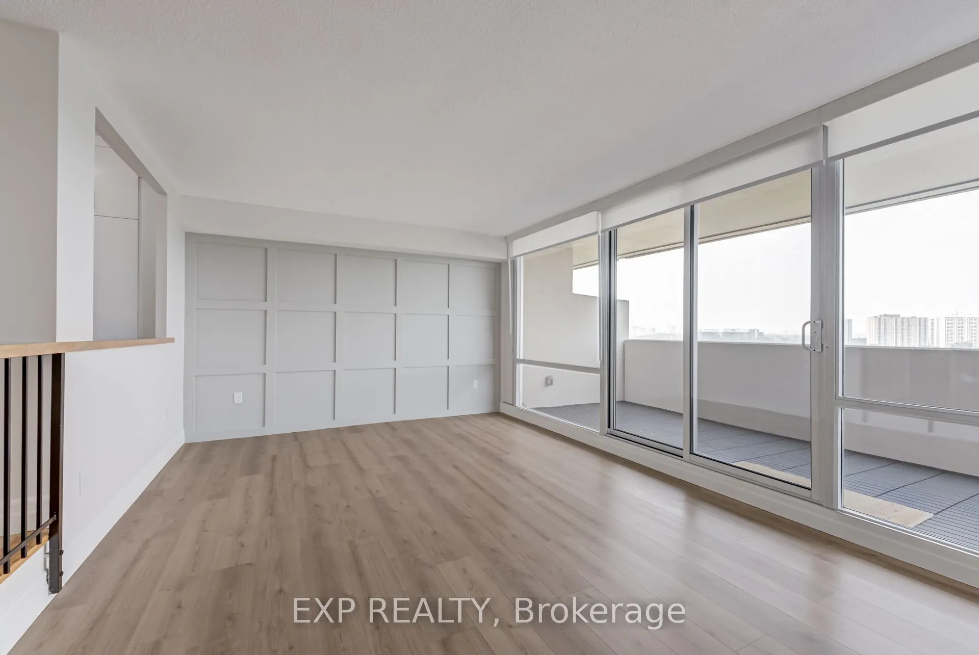 270 Scarlett Road, #1812