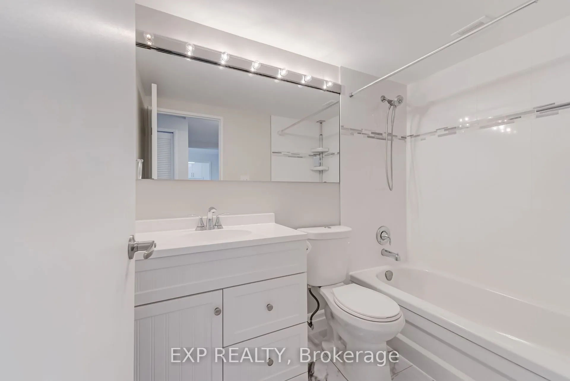 270 Scarlett Road, #1812