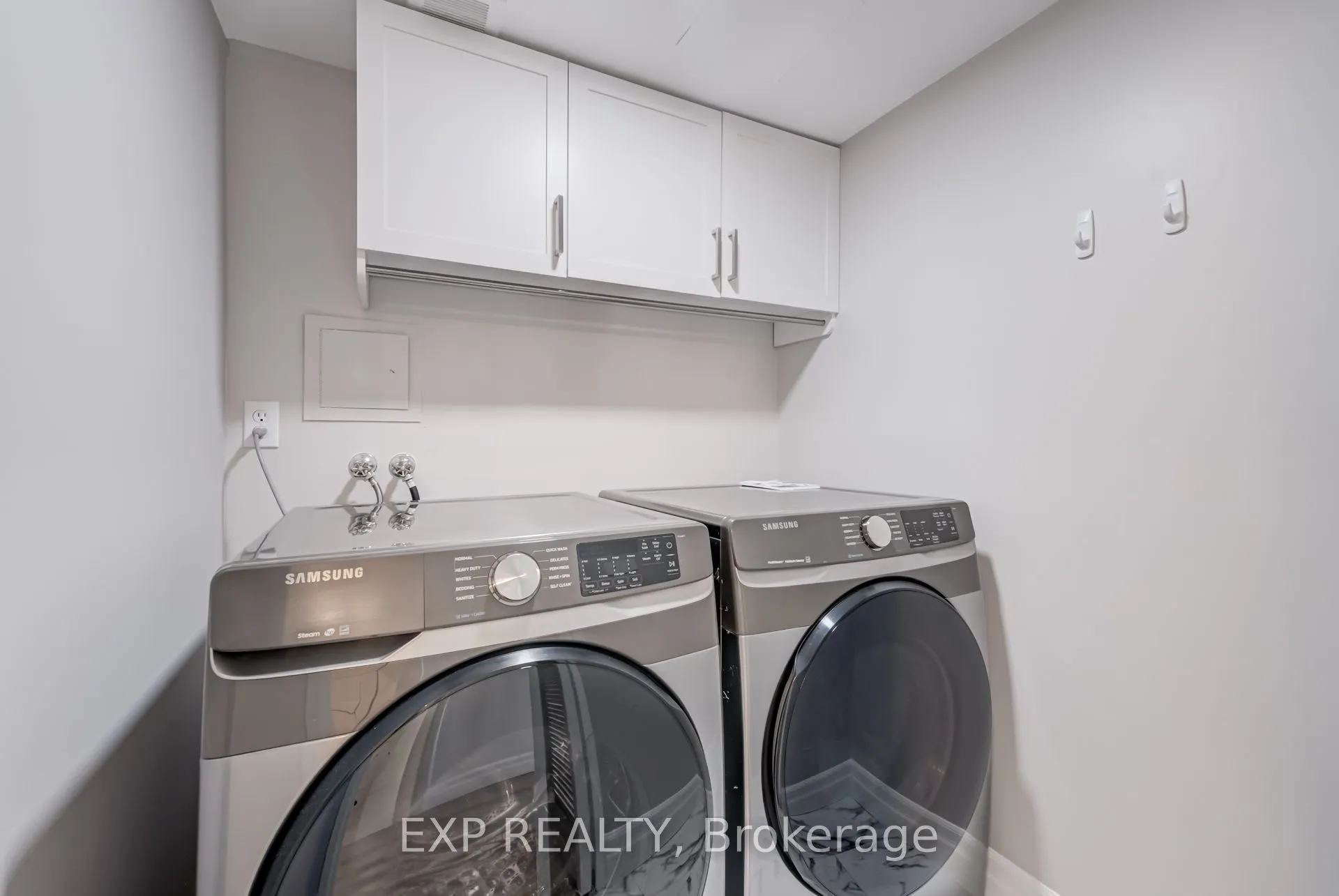 270 Scarlett Road, #1812