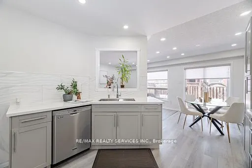 47 Heartleaf Crescent
