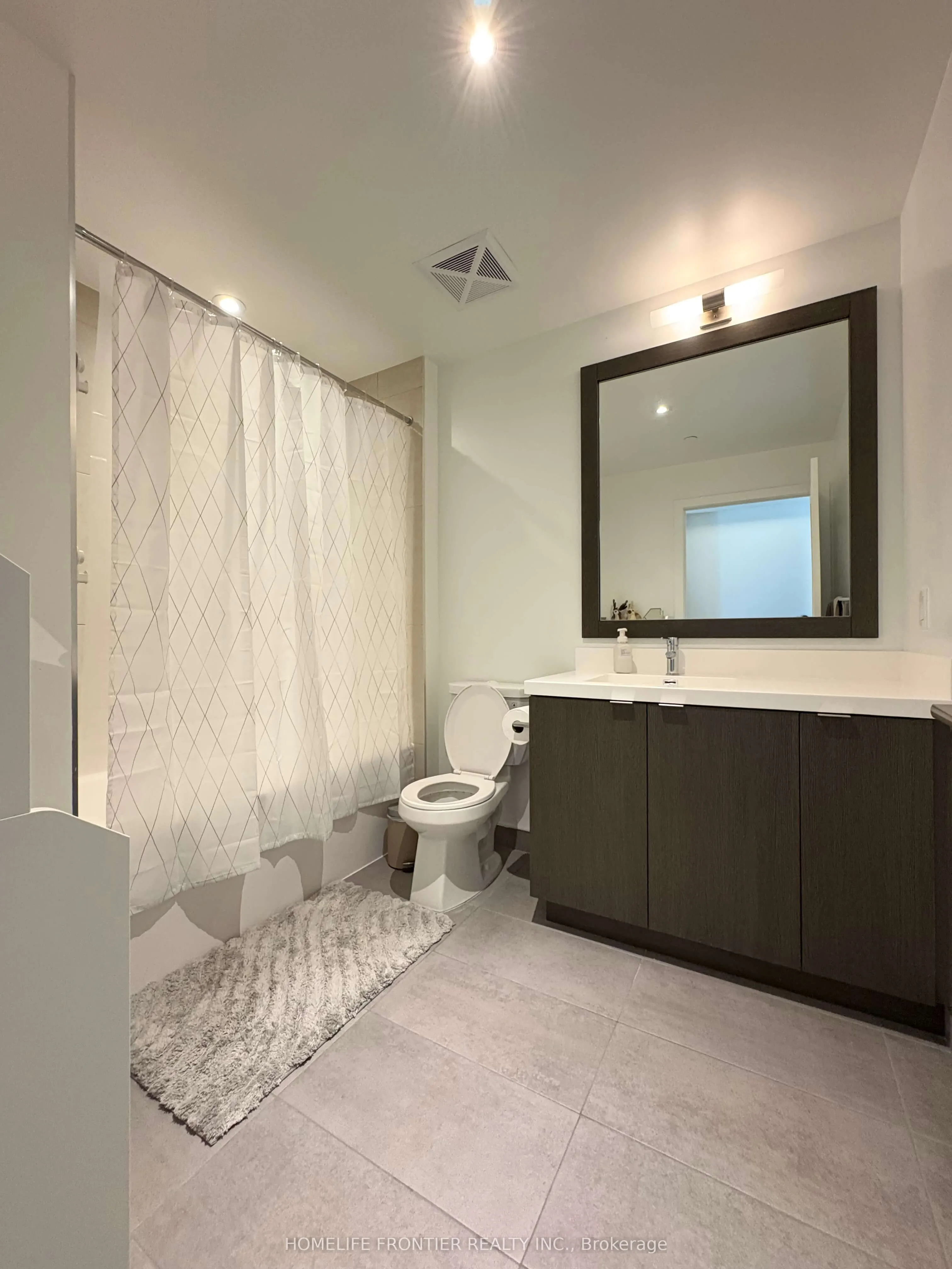 9 Mabelle Avenue, #3219