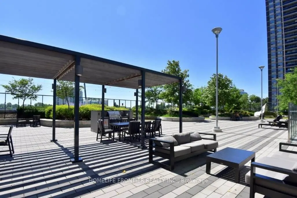 9 Mabelle Avenue, #3219