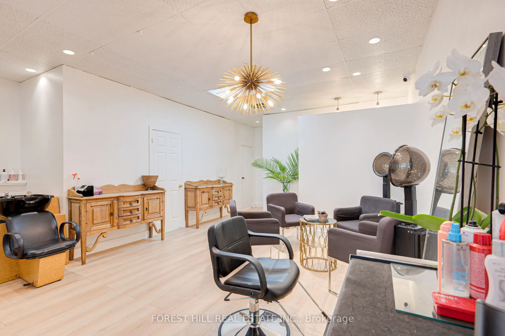 49 Mississauga Road N, #3