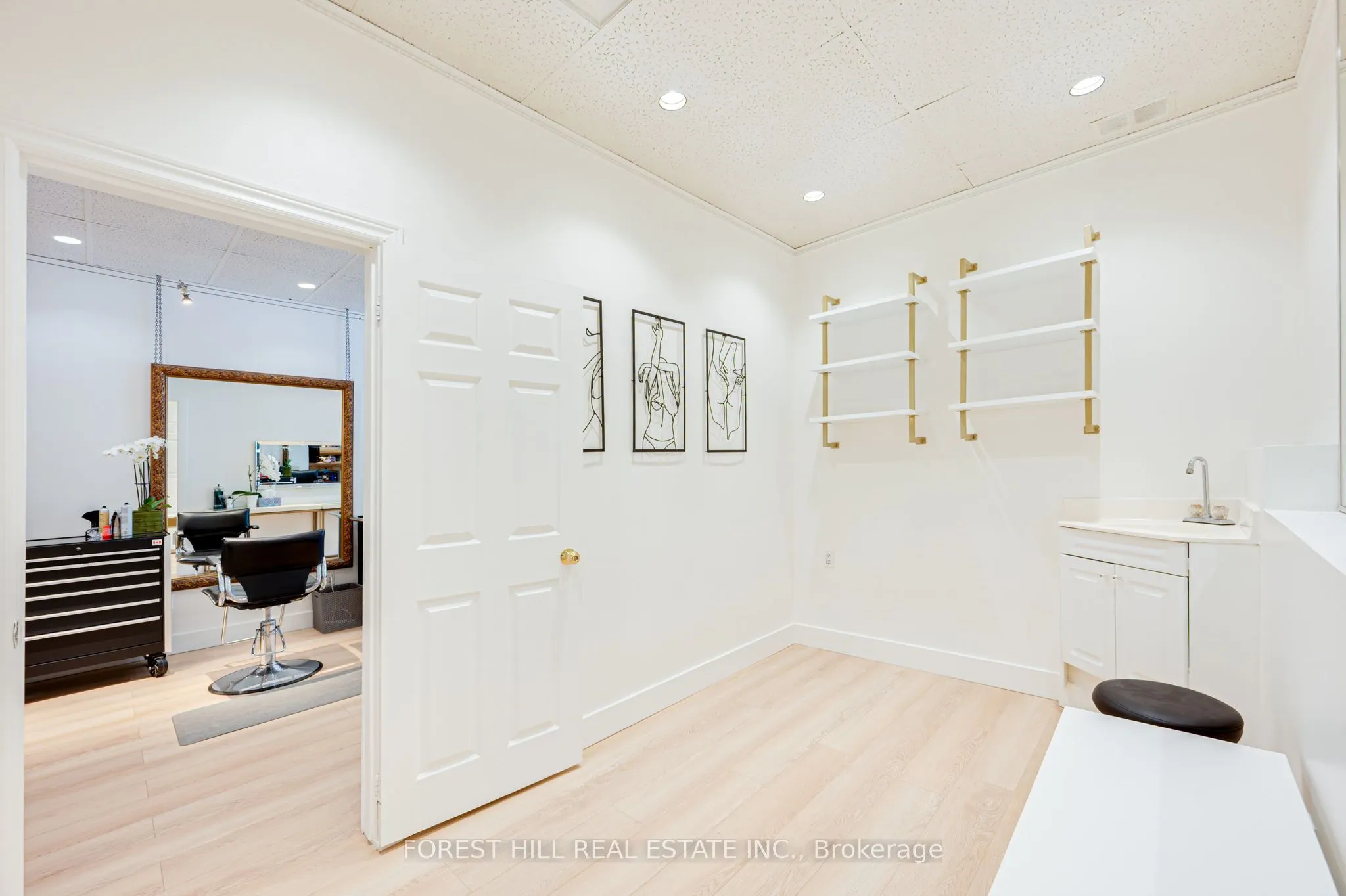 49 Mississauga Road N, #3
