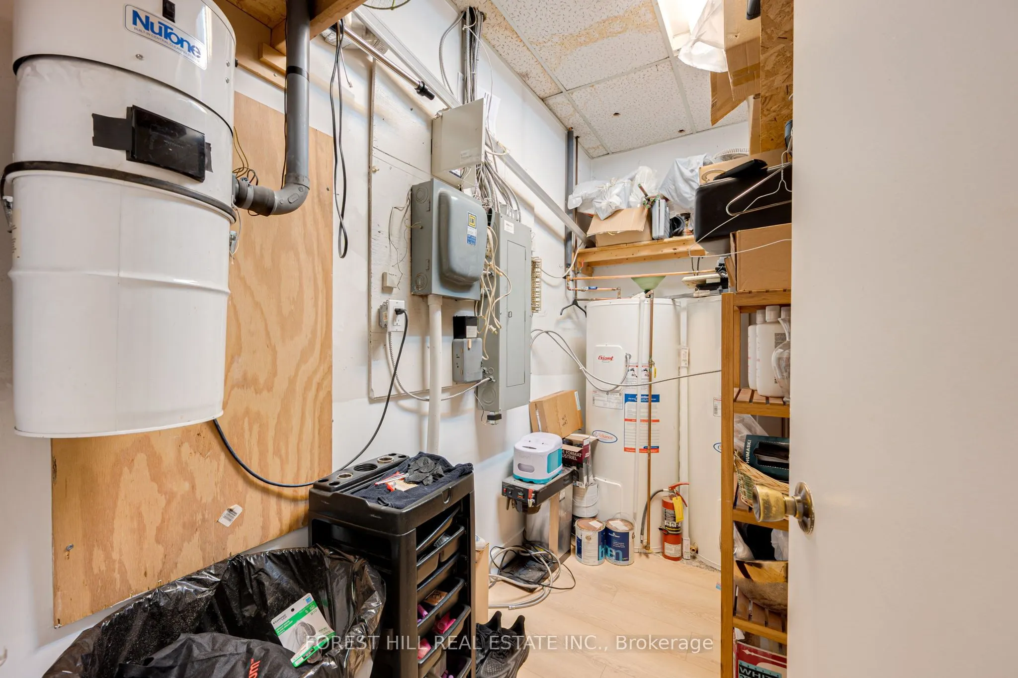 49 Mississauga Road N, #3