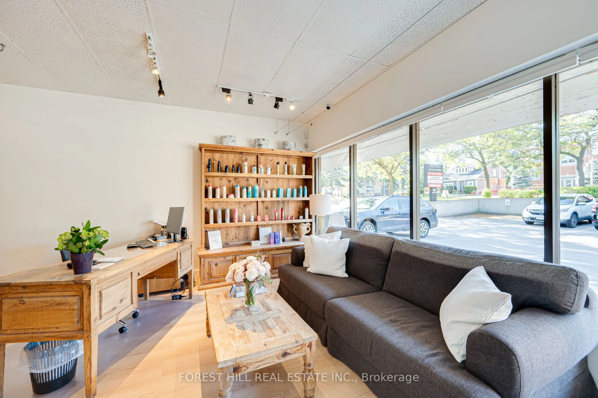 49 Mississauga Road N, #3