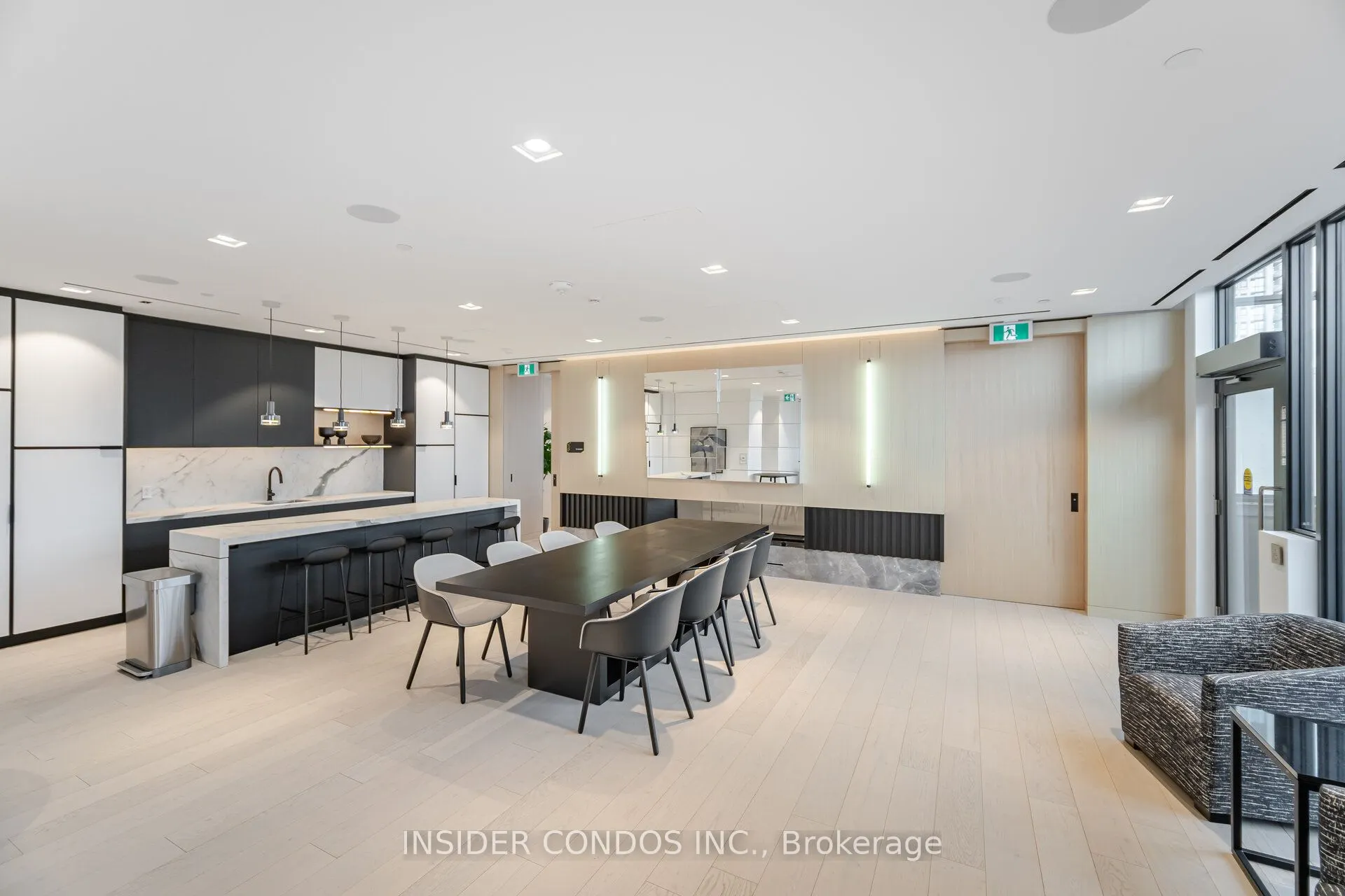 36 Zorra Street, #2304