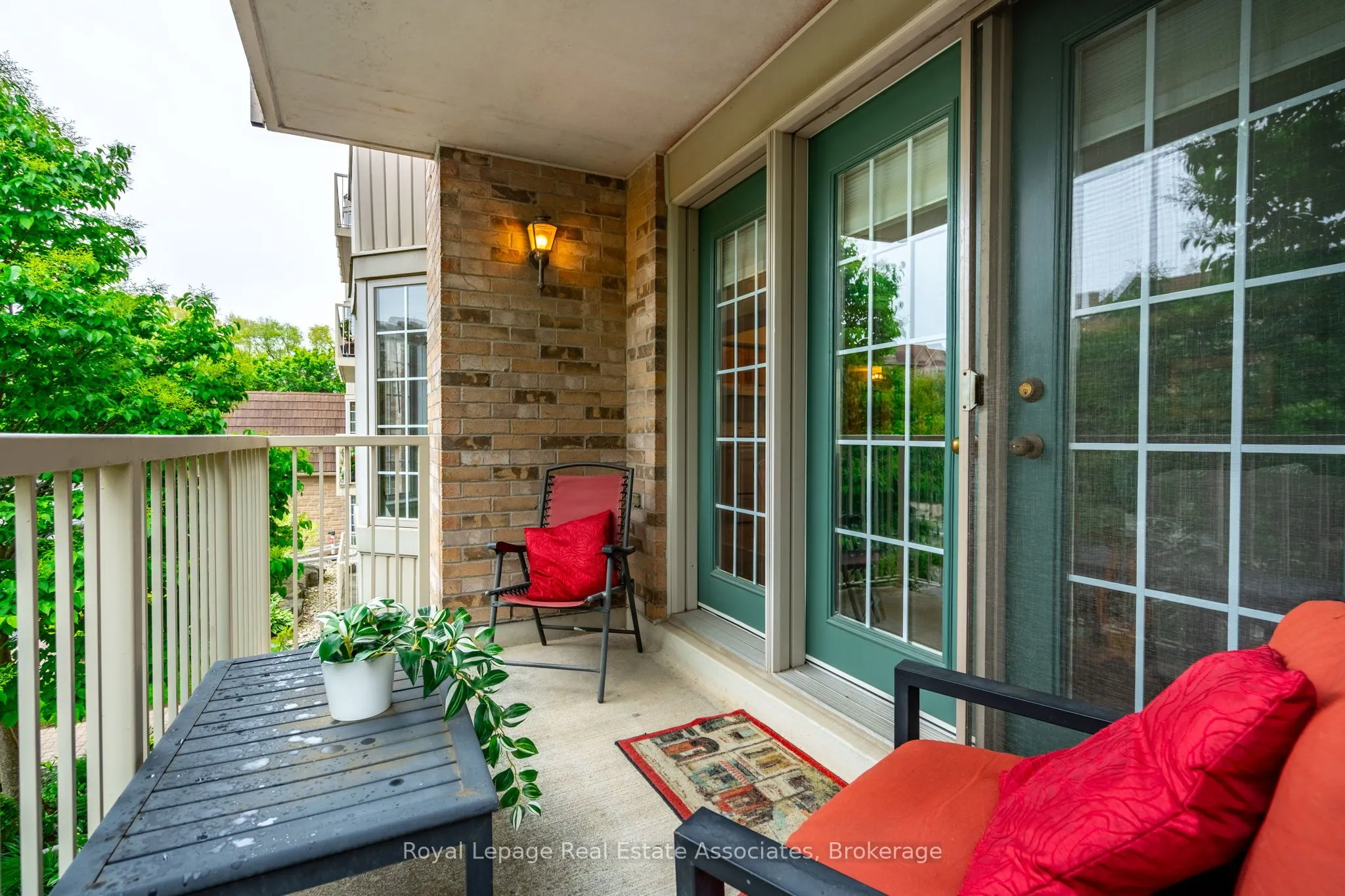 216 Plains Road W, #B208