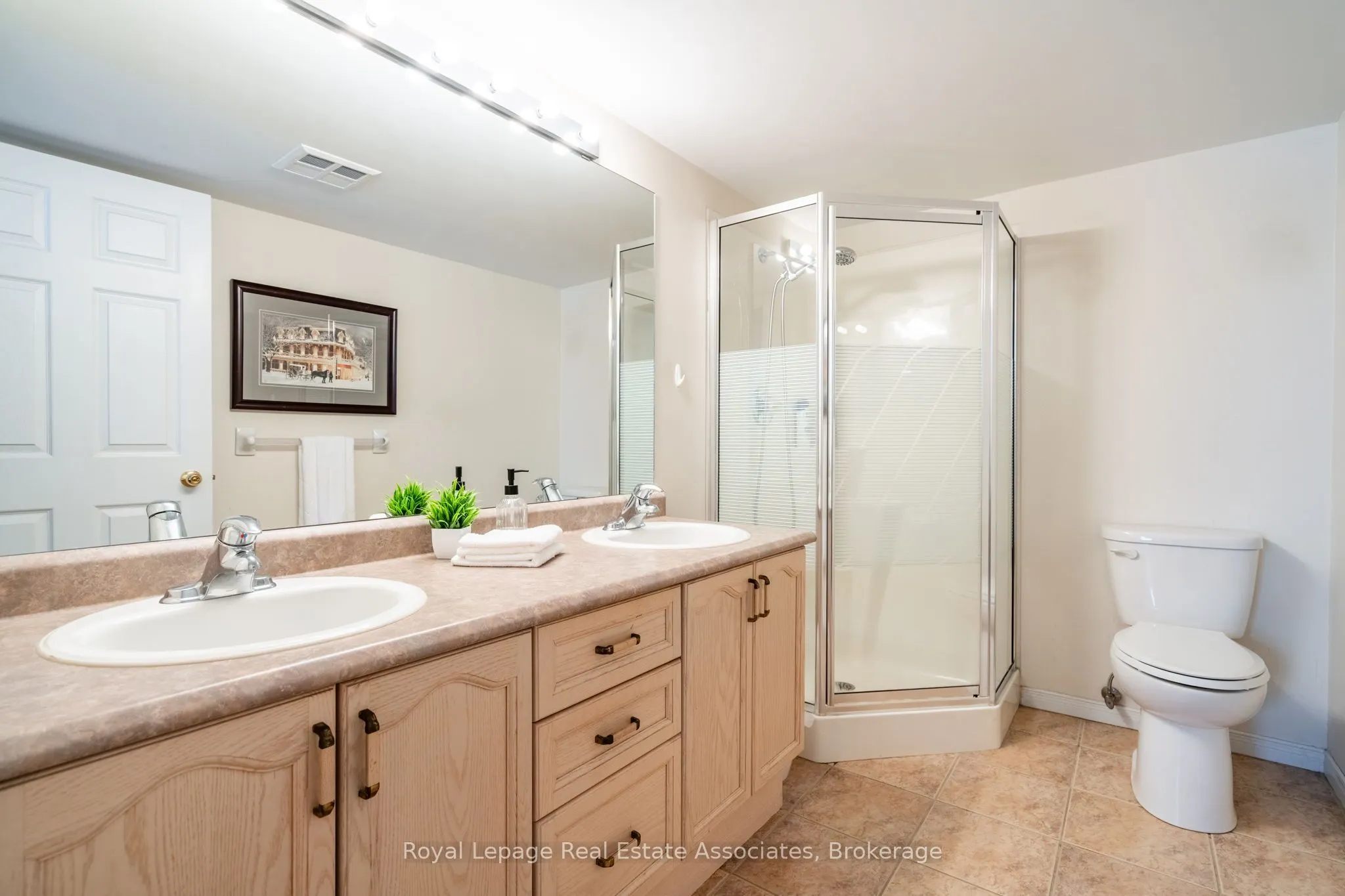 216 Plains Road W, #B208