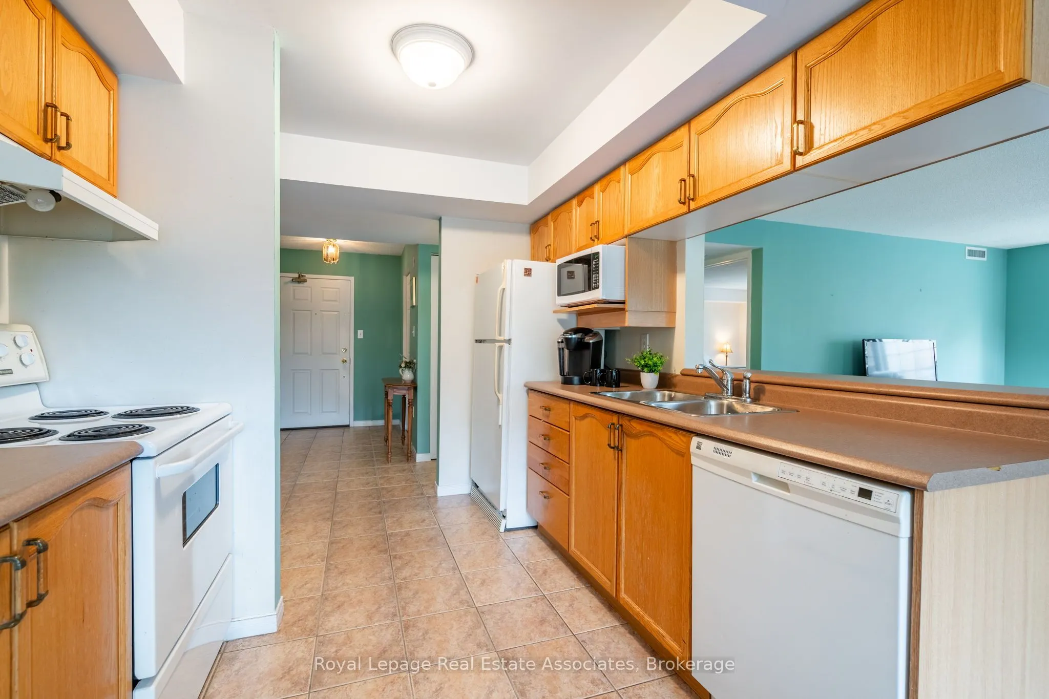 216 Plains Road W, #B208