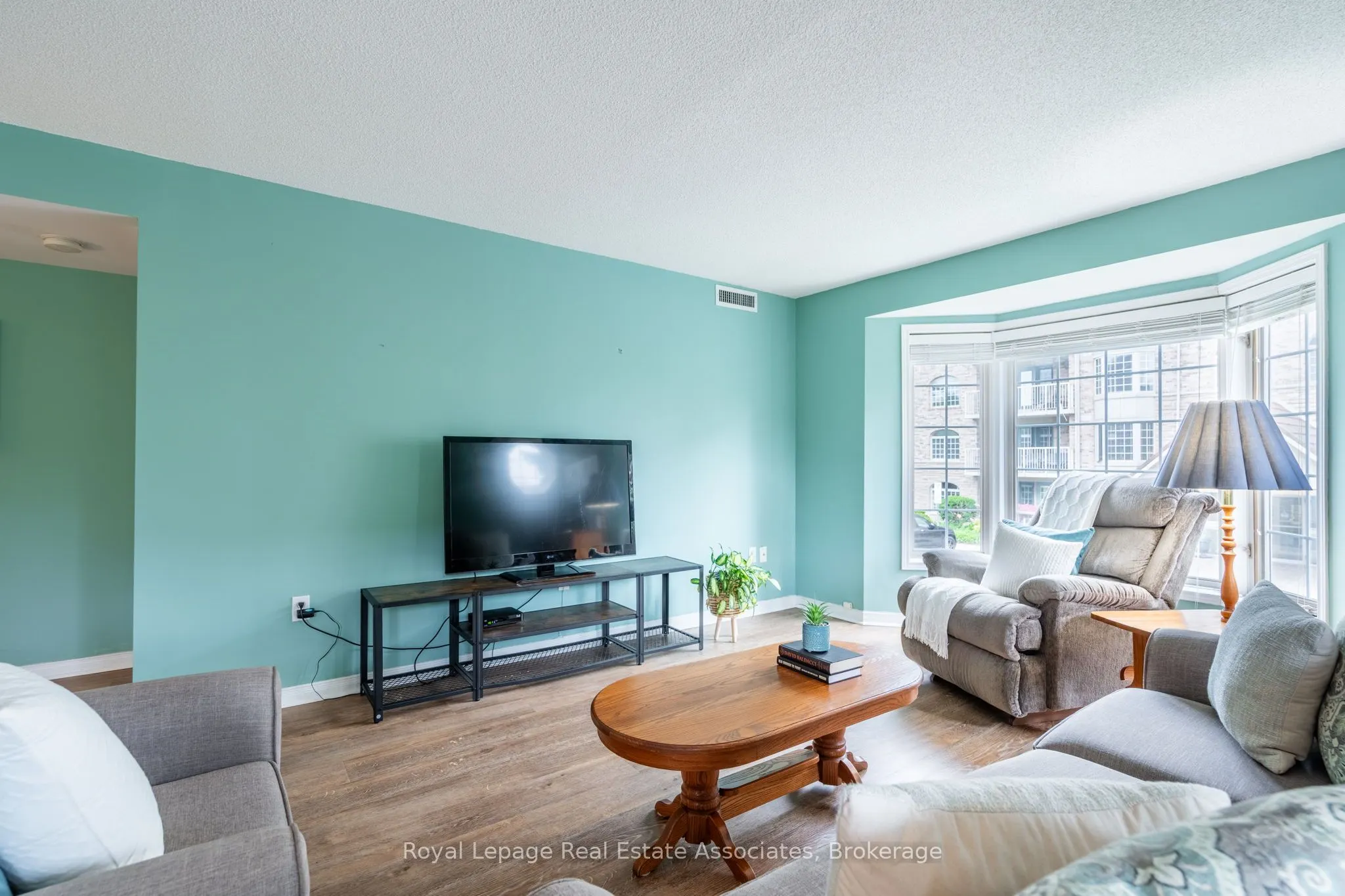 216 Plains Road W, #B208