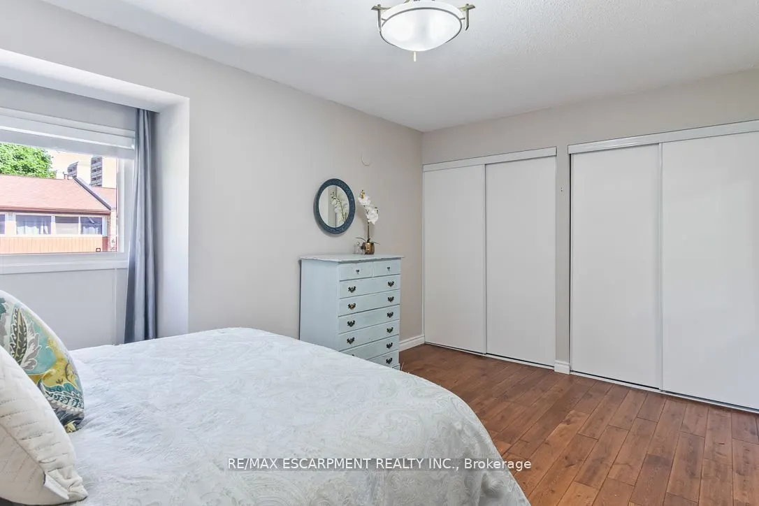 915 Inverhouse Drive, #67