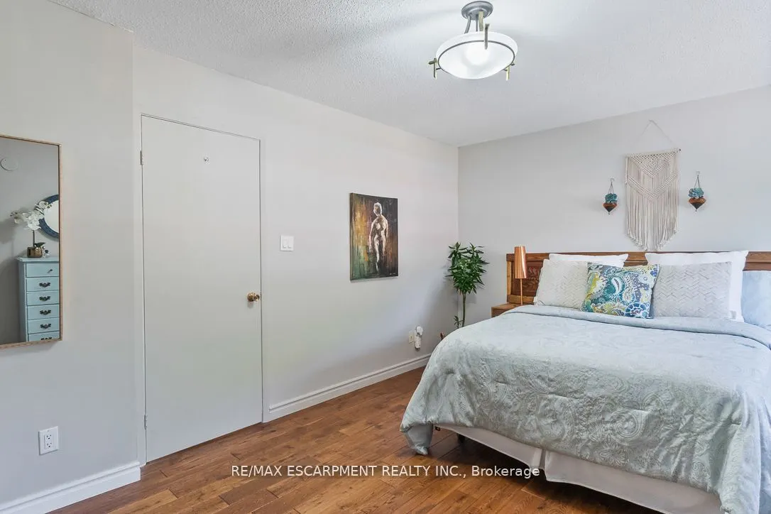 915 Inverhouse Drive, #67