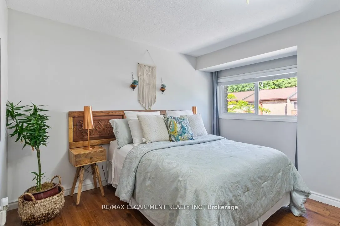 915 Inverhouse Drive, #67