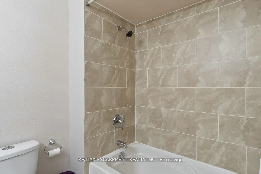 915 Inverhouse Drive, #67
