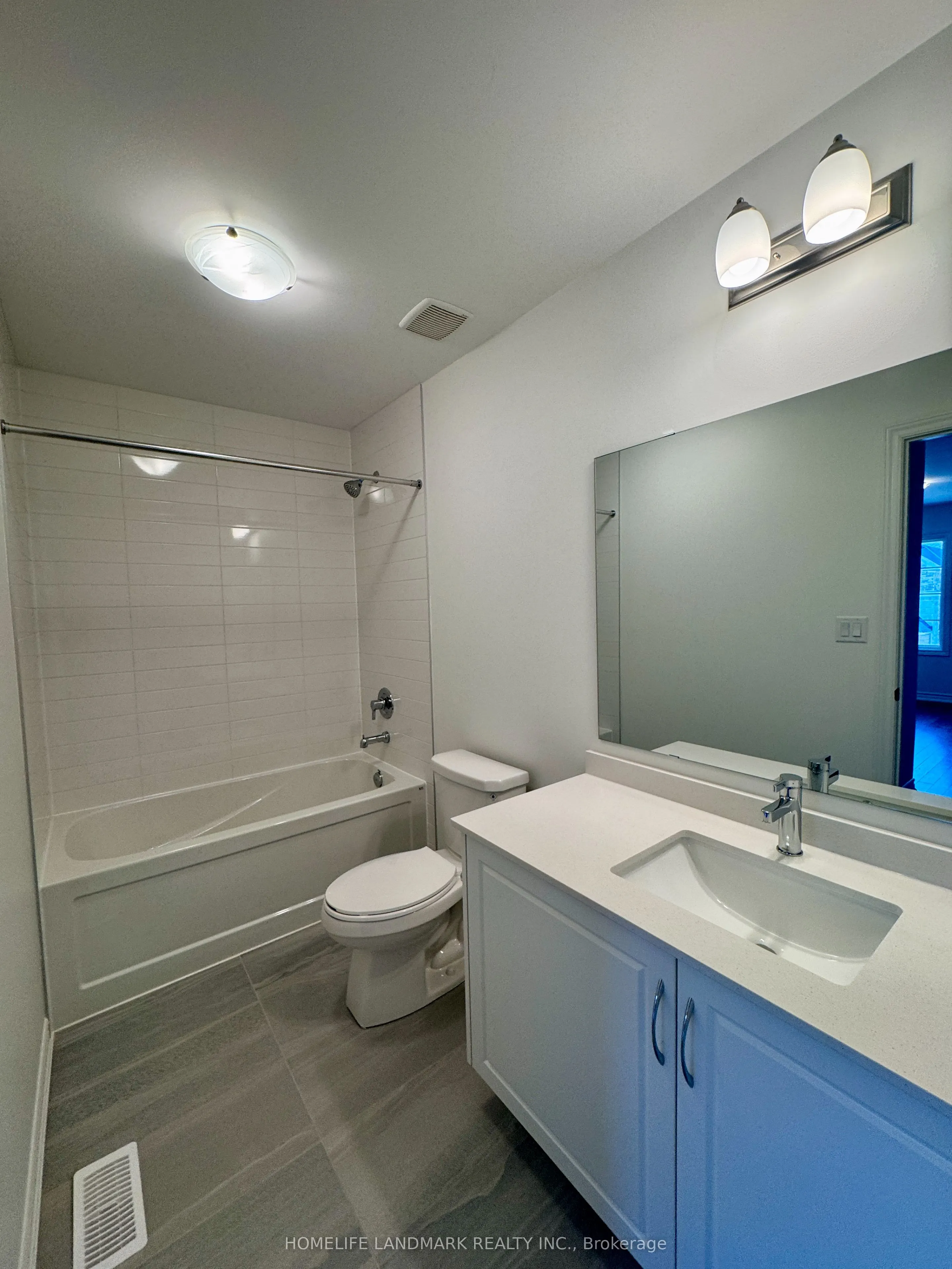 3087 Harvard Gardens