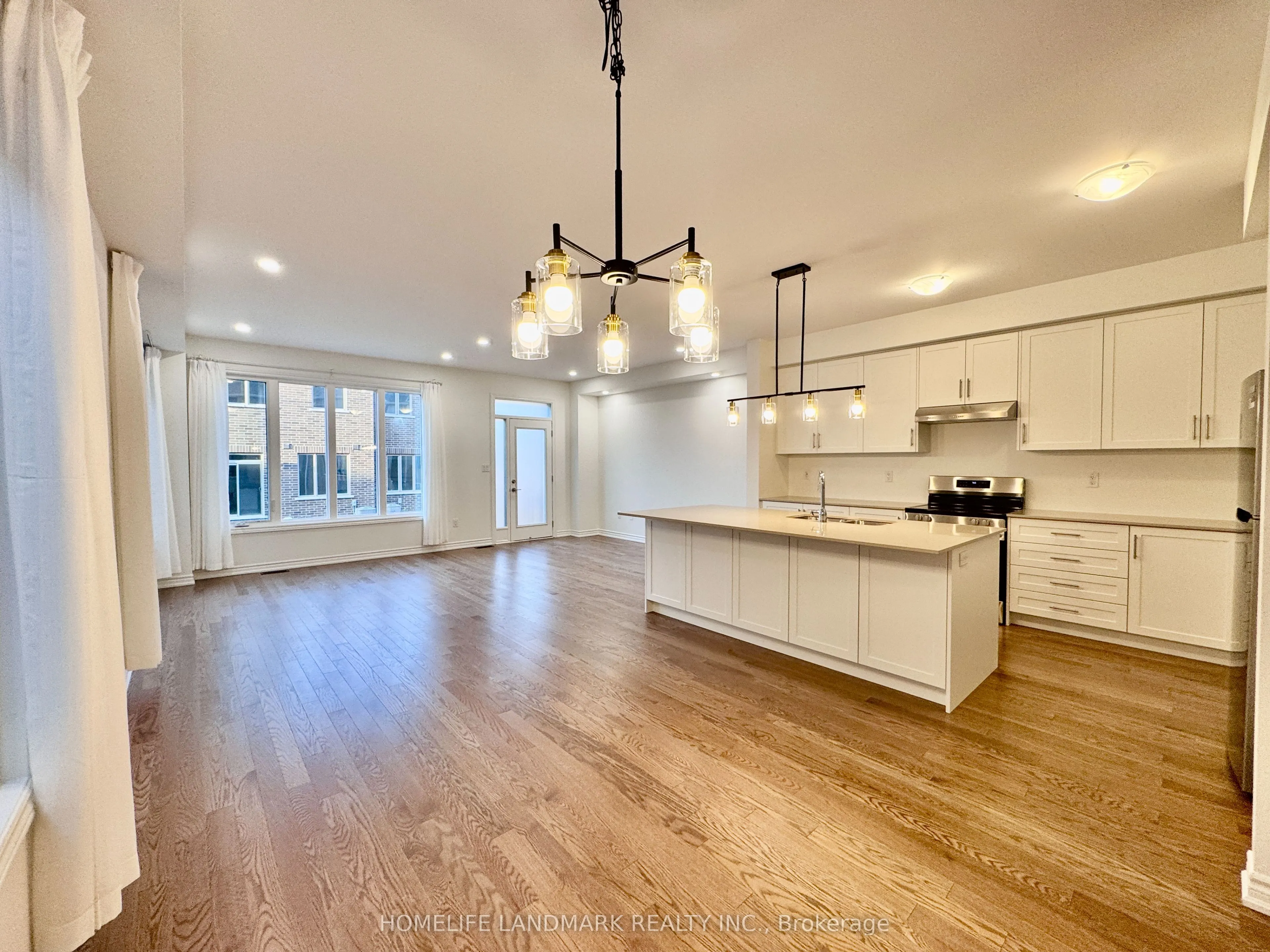 3087 Harvard Gardens