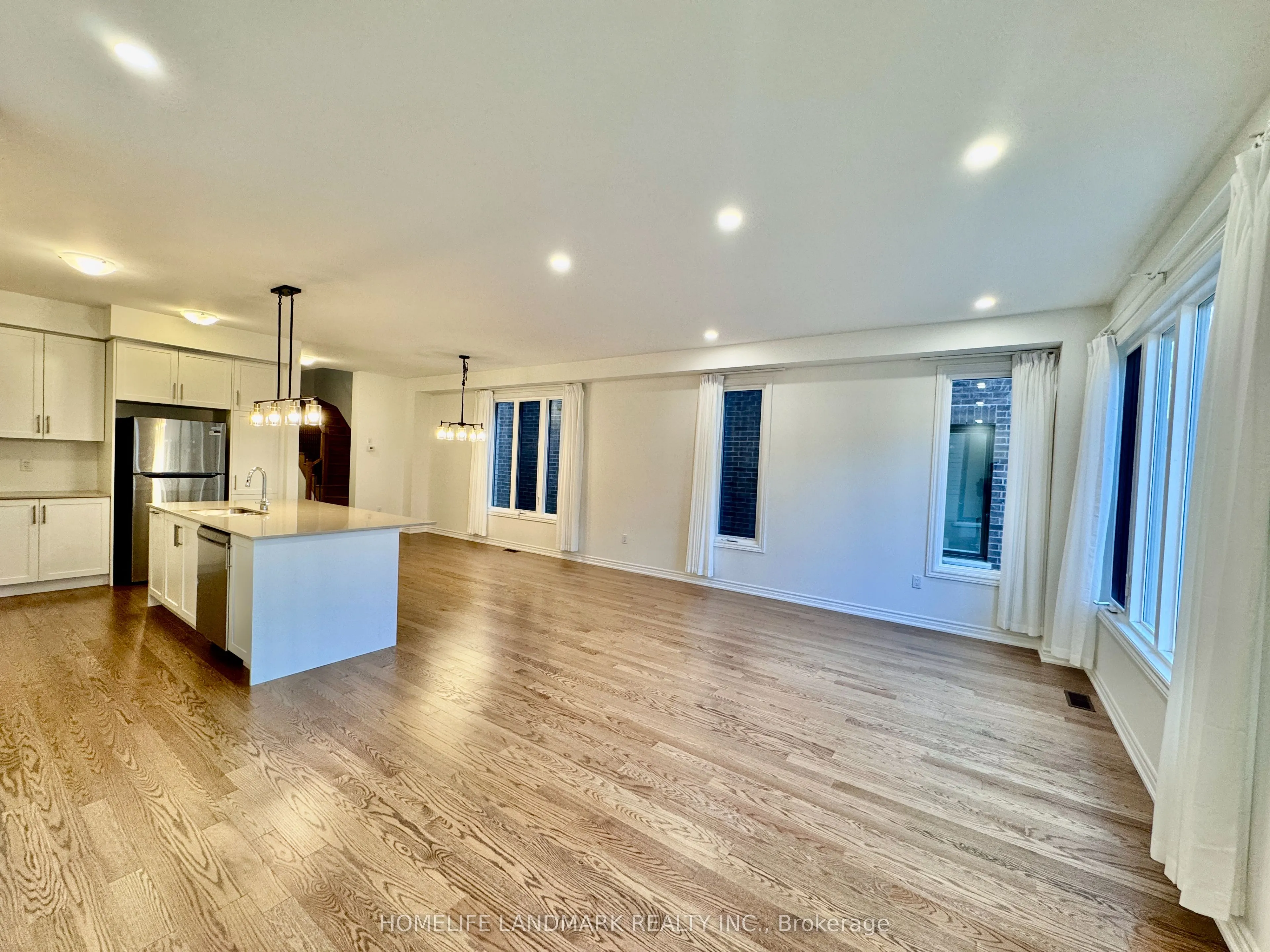 3087 Harvard Gardens
