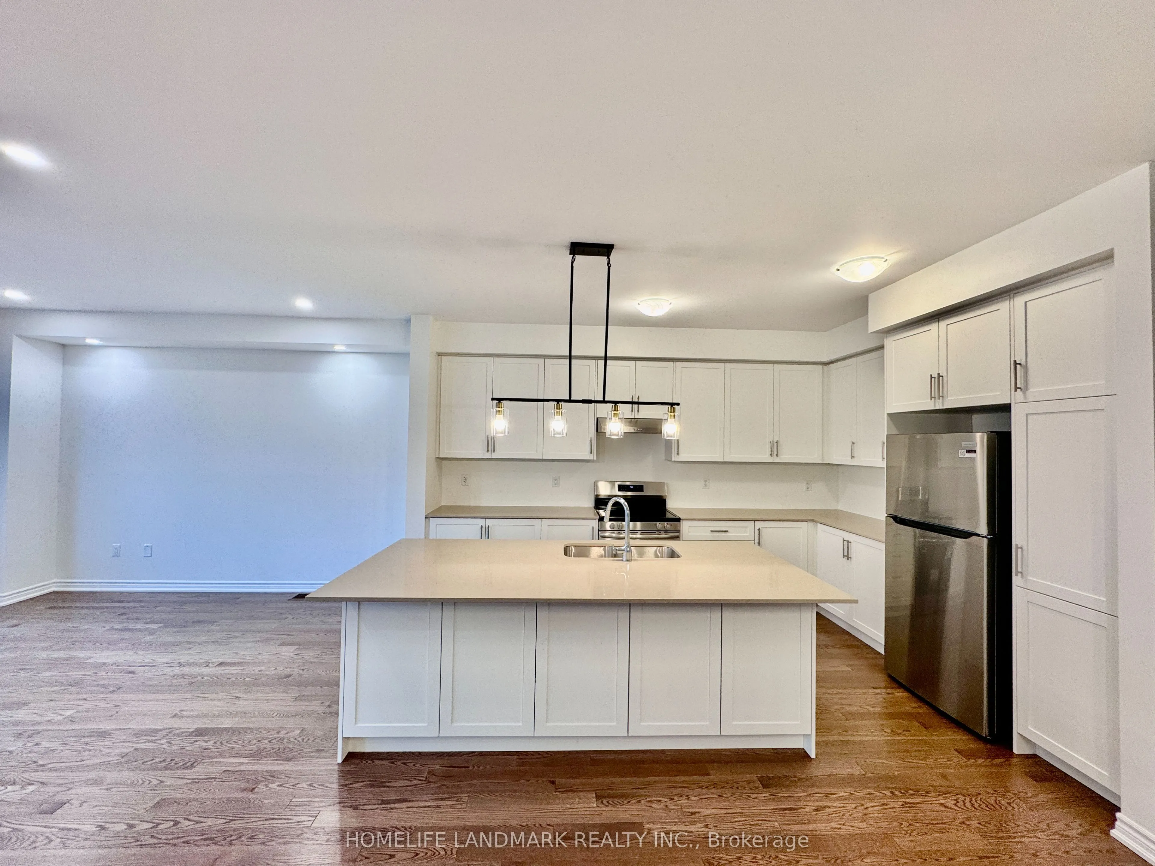 3087 Harvard Gardens