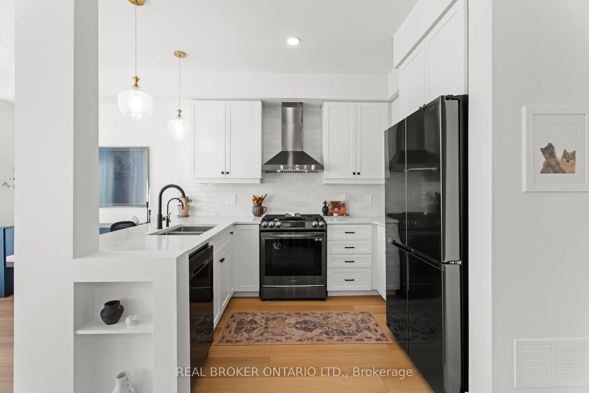 690 Broadway