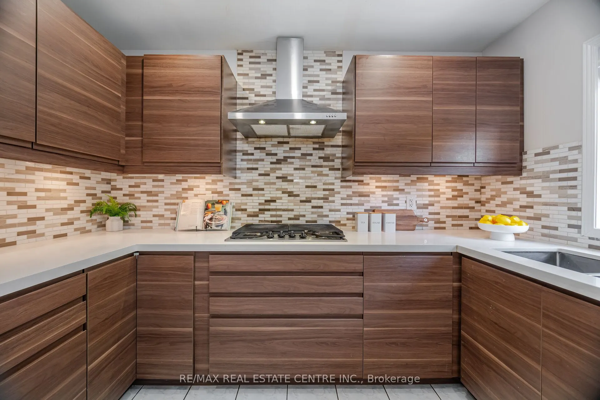 2021 Redstone Crescent